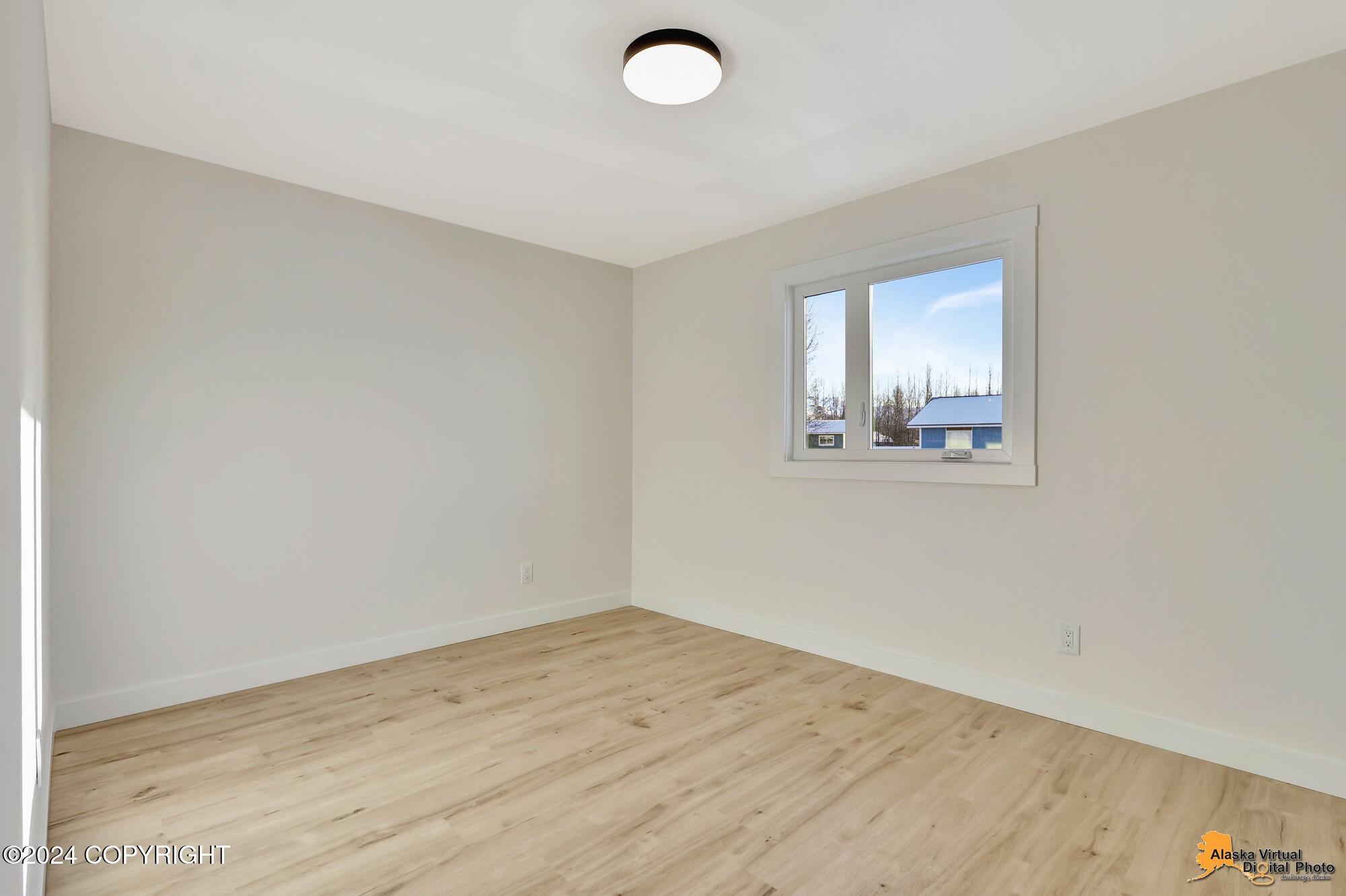 7608 Snow View Drive