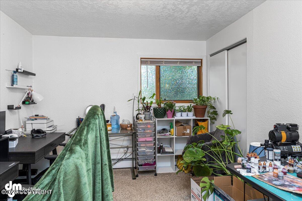 2703 Klamath Drive
