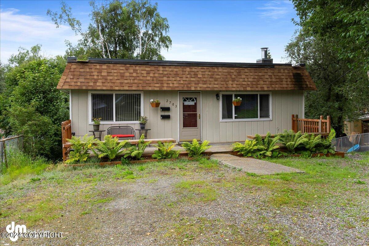 2703 Klamath Drive