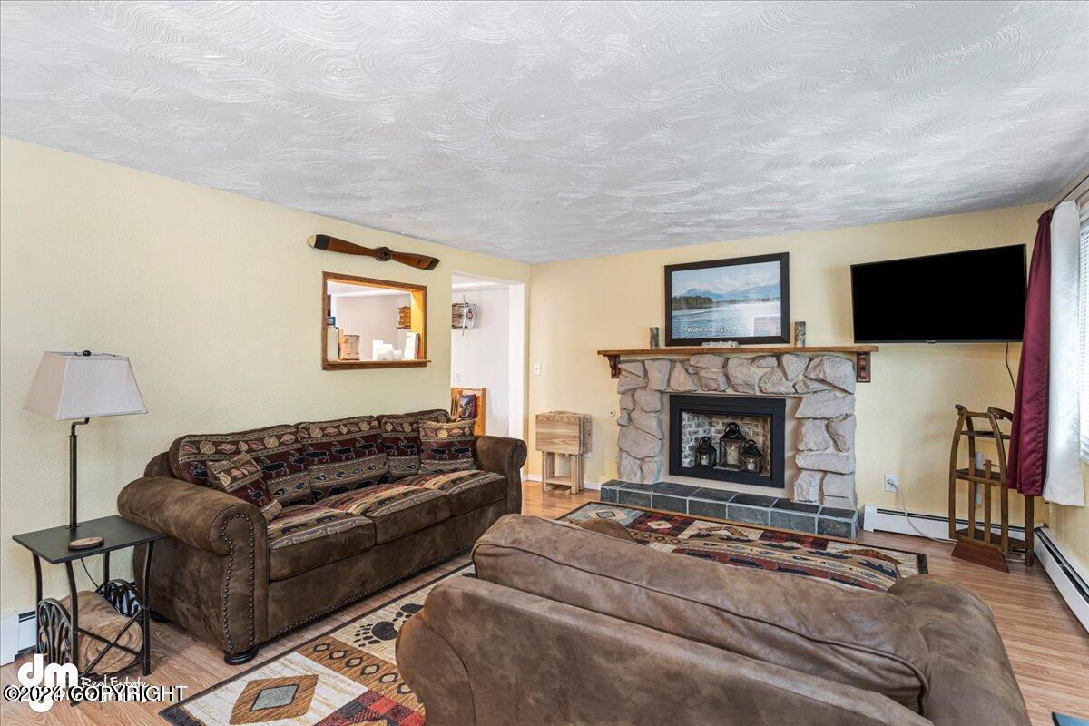 2703 Klamath Drive
