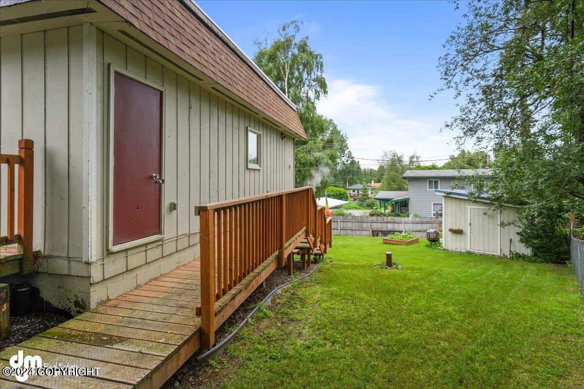 2703 Klamath Drive