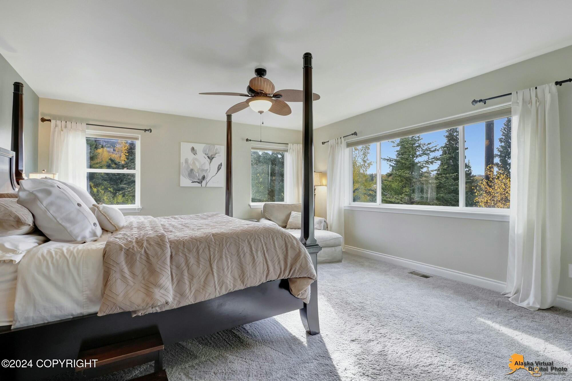 5522 Woodshire Circle