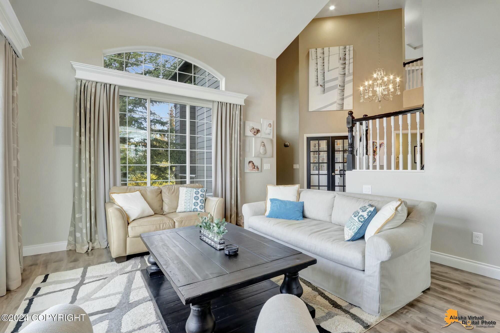 5522 Woodshire Circle