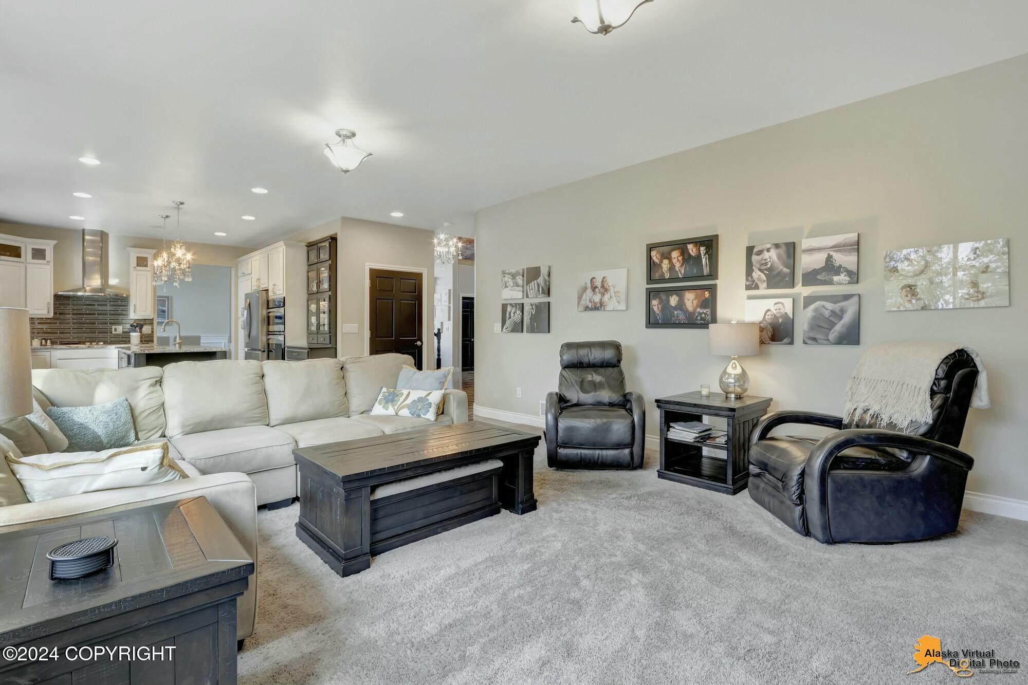 5522 Woodshire Circle