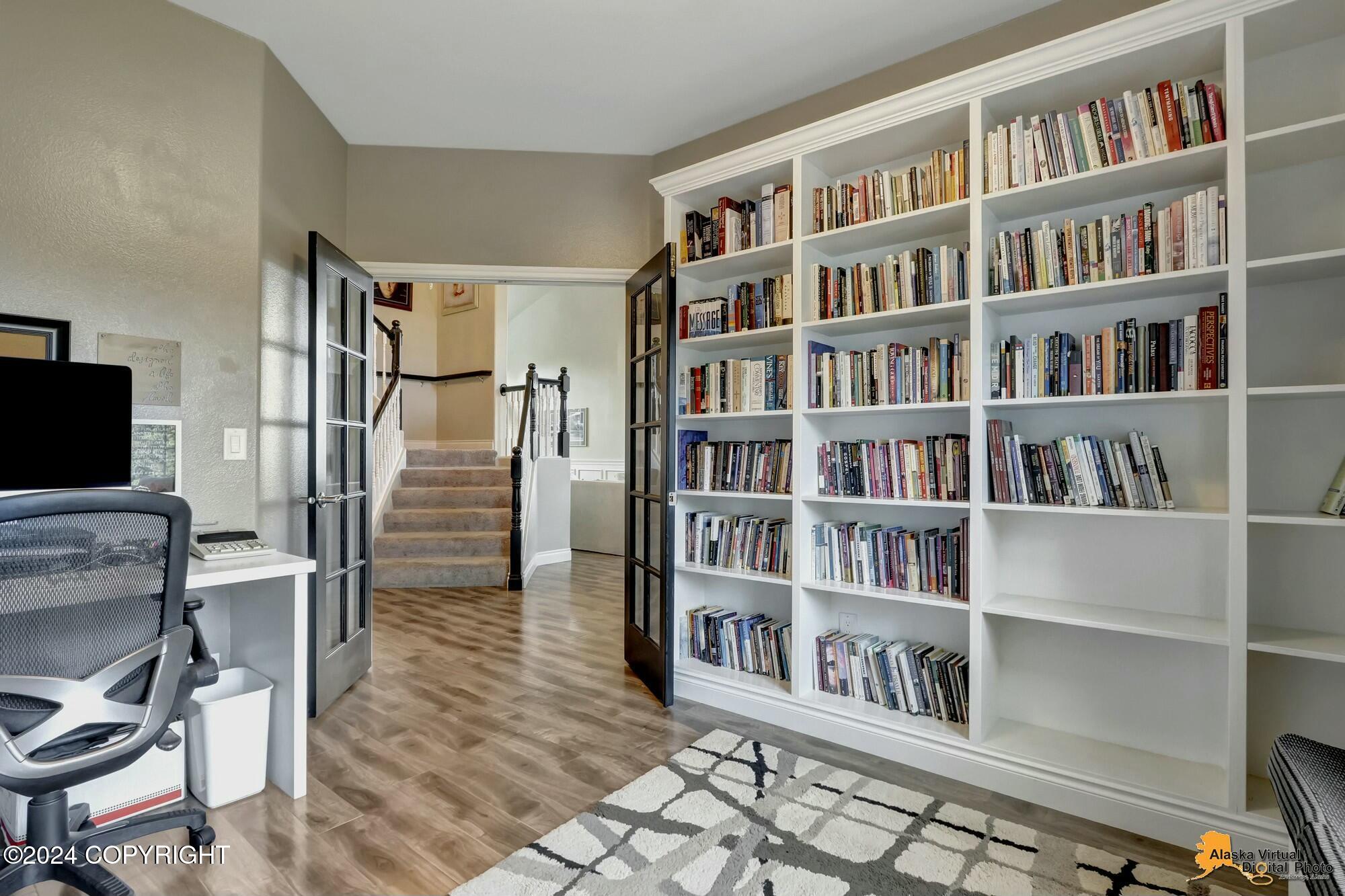 5522 Woodshire Circle