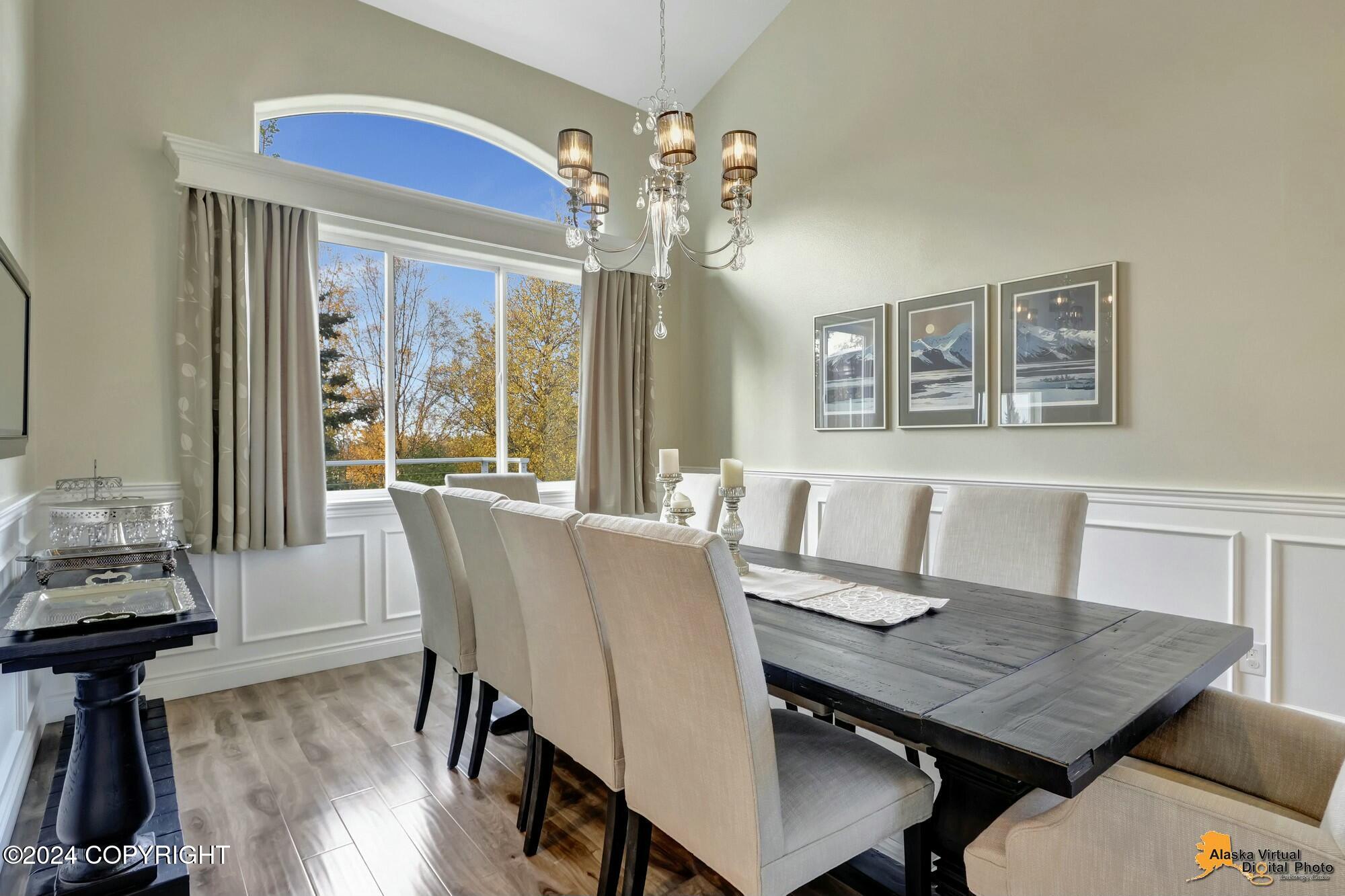 5522 Woodshire Circle