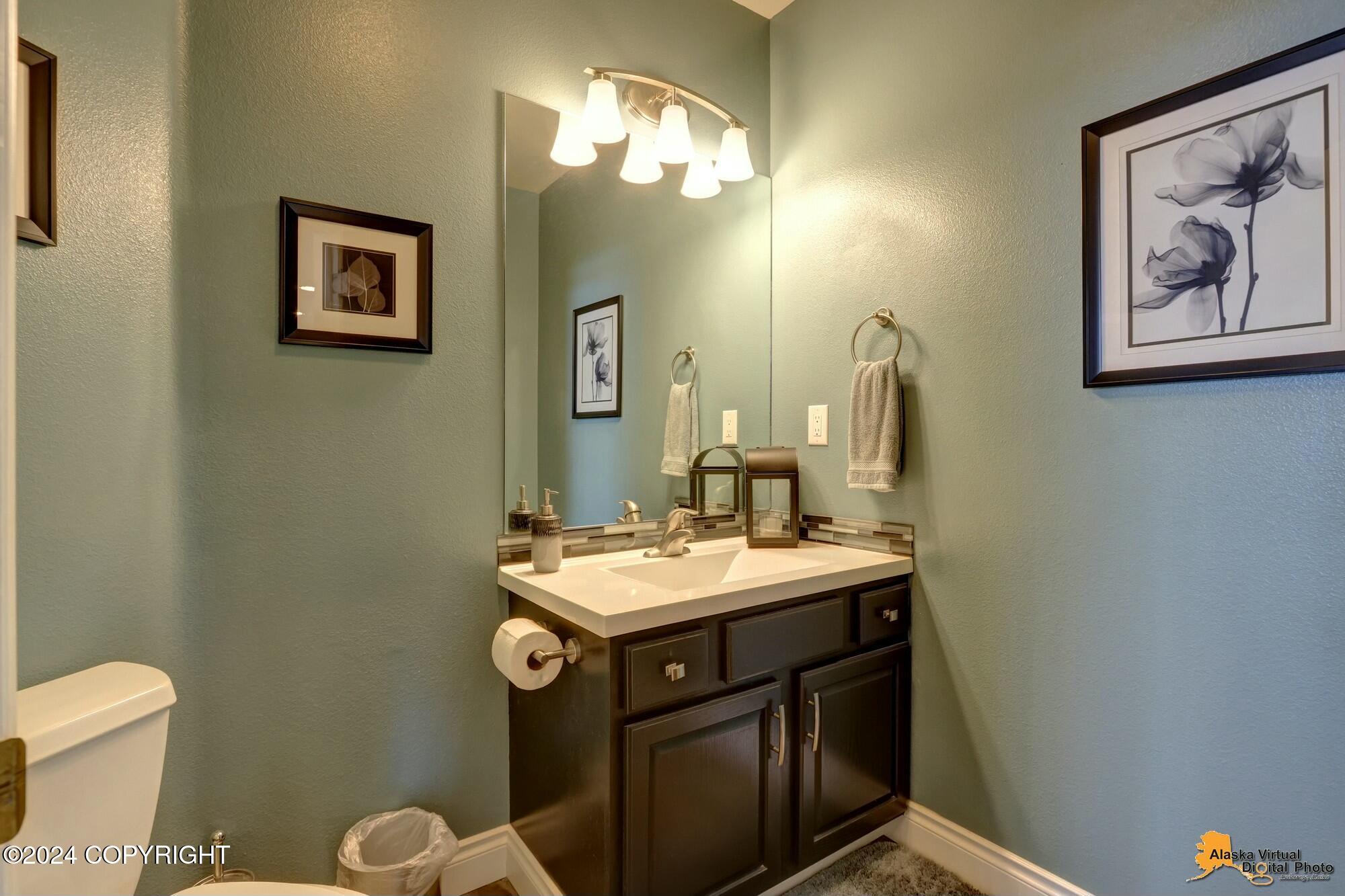 5522 Woodshire Circle