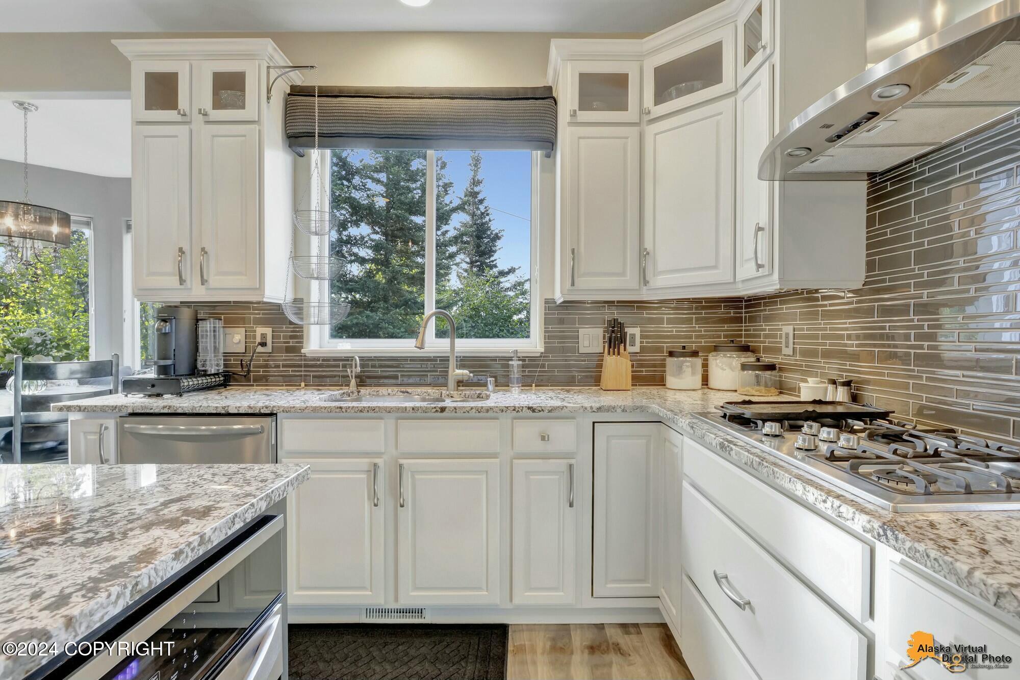 5522 Woodshire Circle