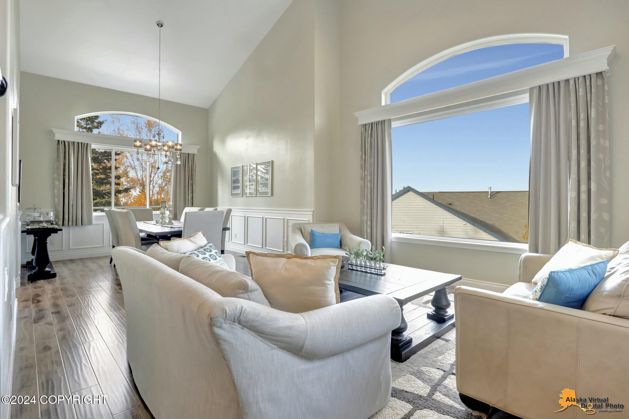 5522 Woodshire Circle