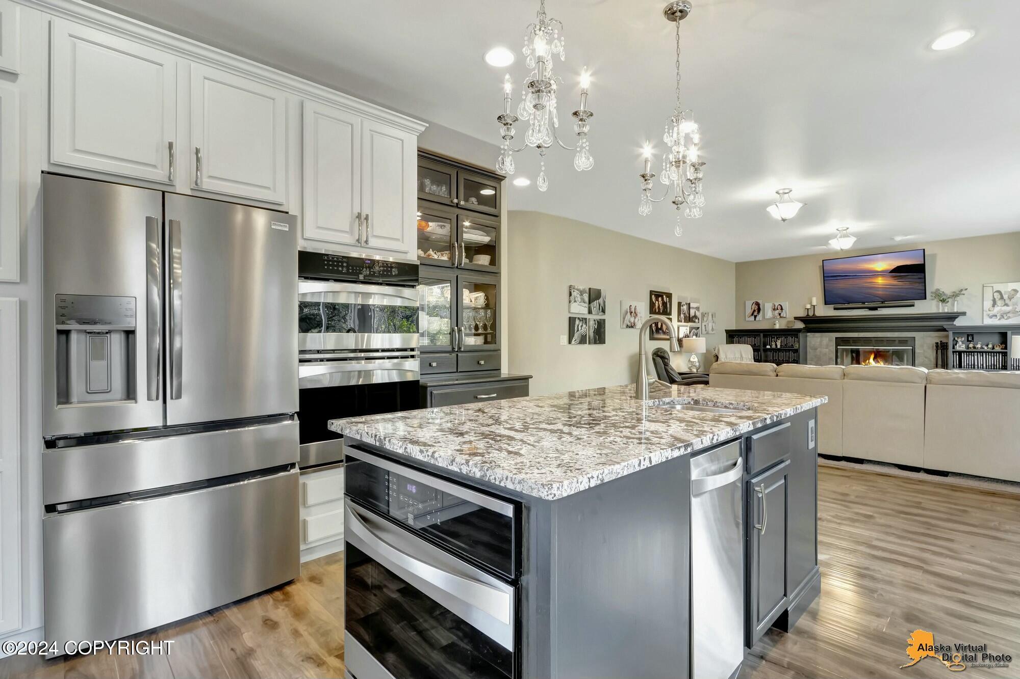 5522 Woodshire Circle