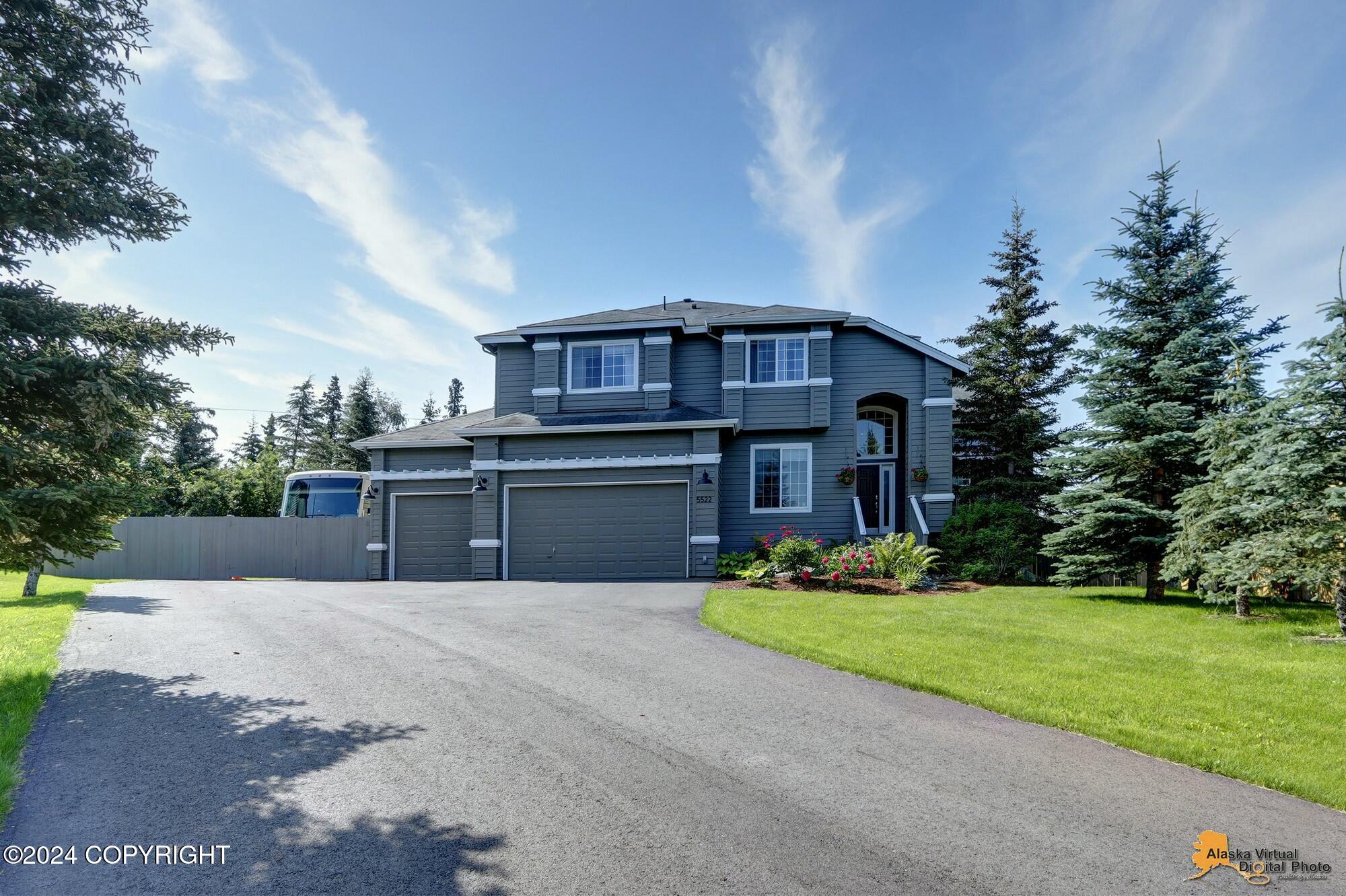 5522 Woodshire Circle