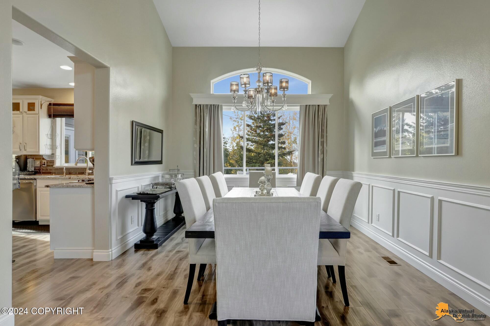 5522 Woodshire Circle