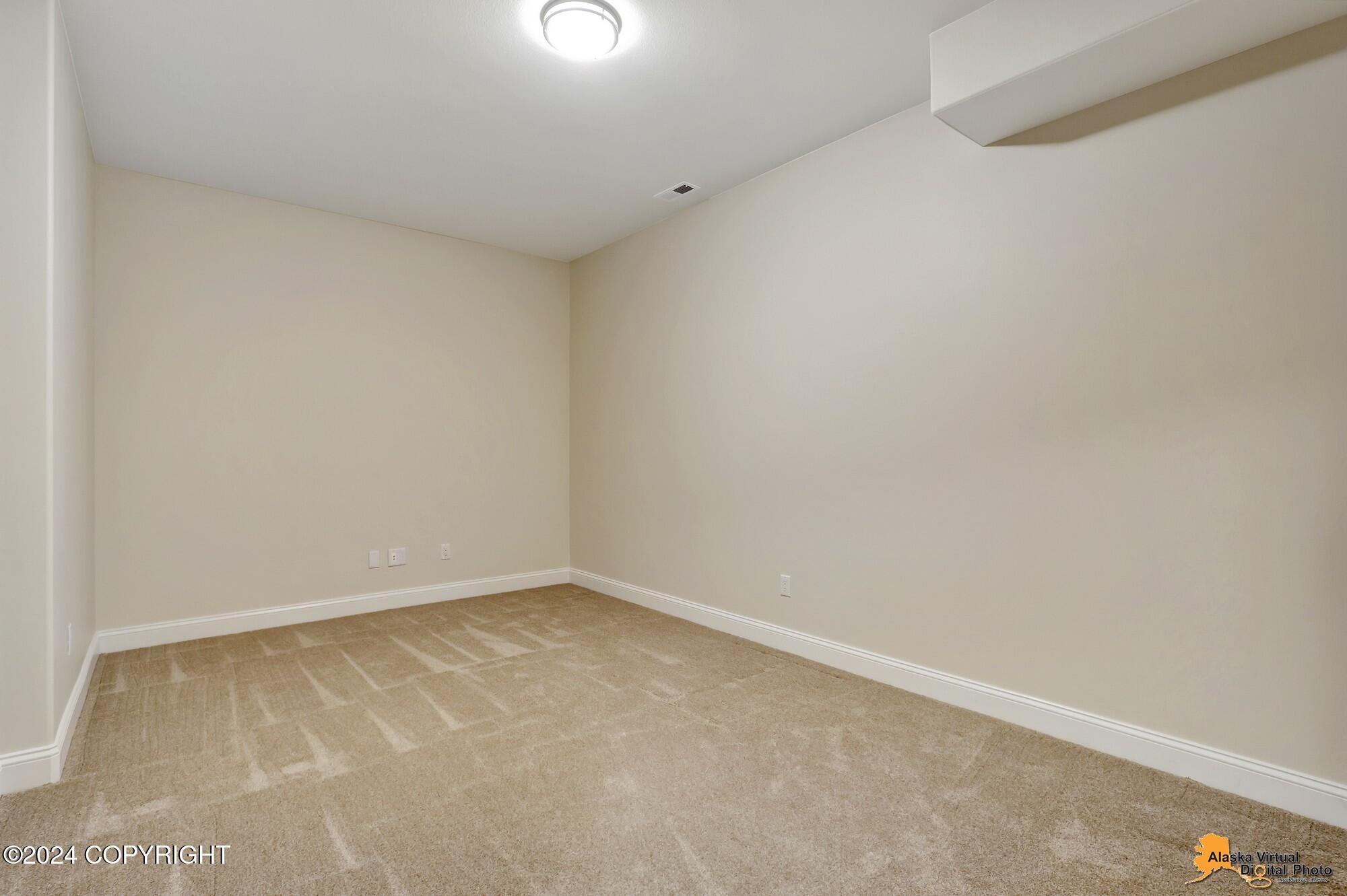 5522 Woodshire Circle