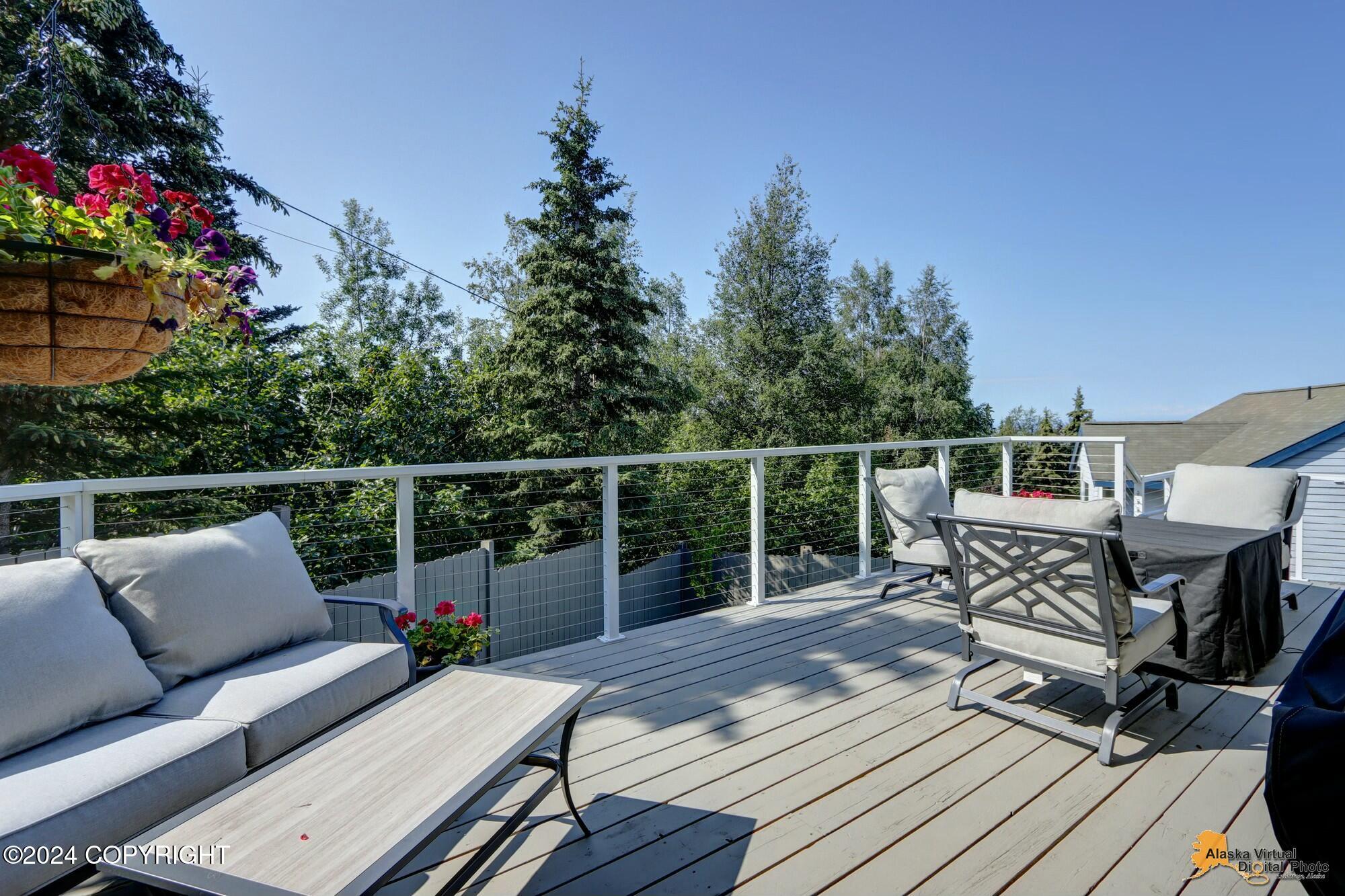 5522 Woodshire Circle