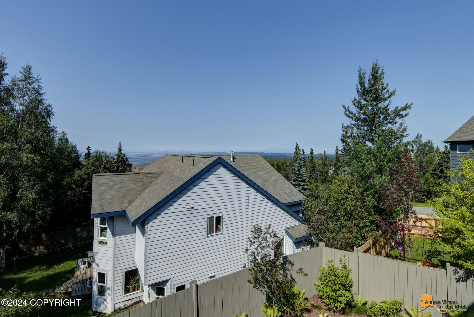 5522 Woodshire Circle