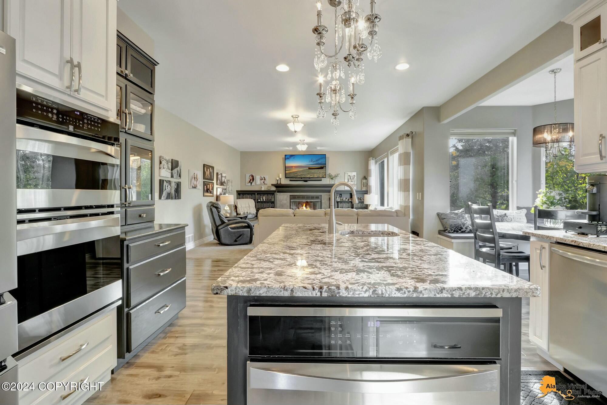 5522 Woodshire Circle