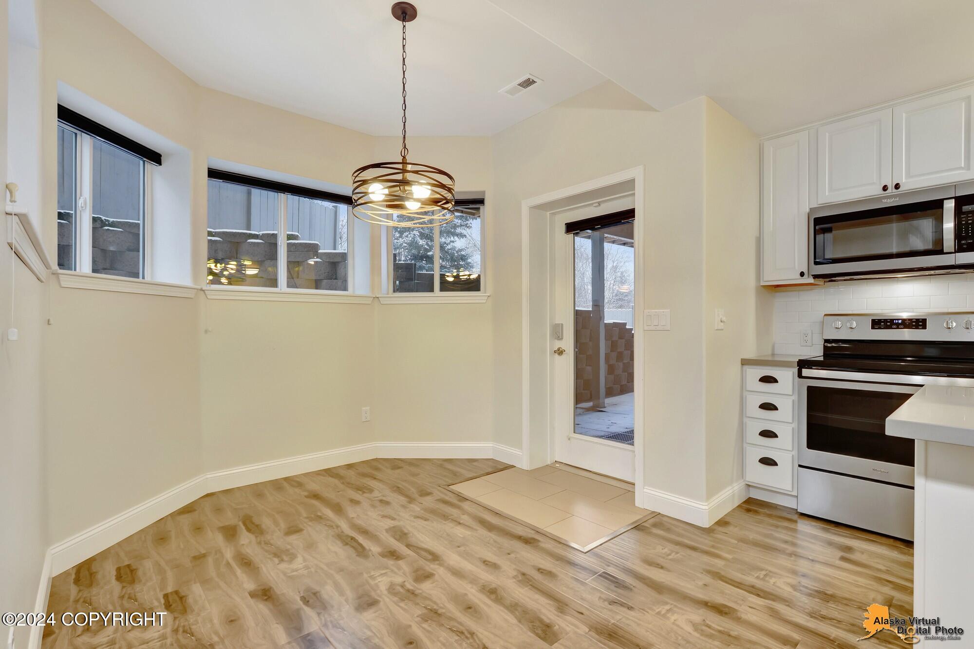 5522 Woodshire Circle