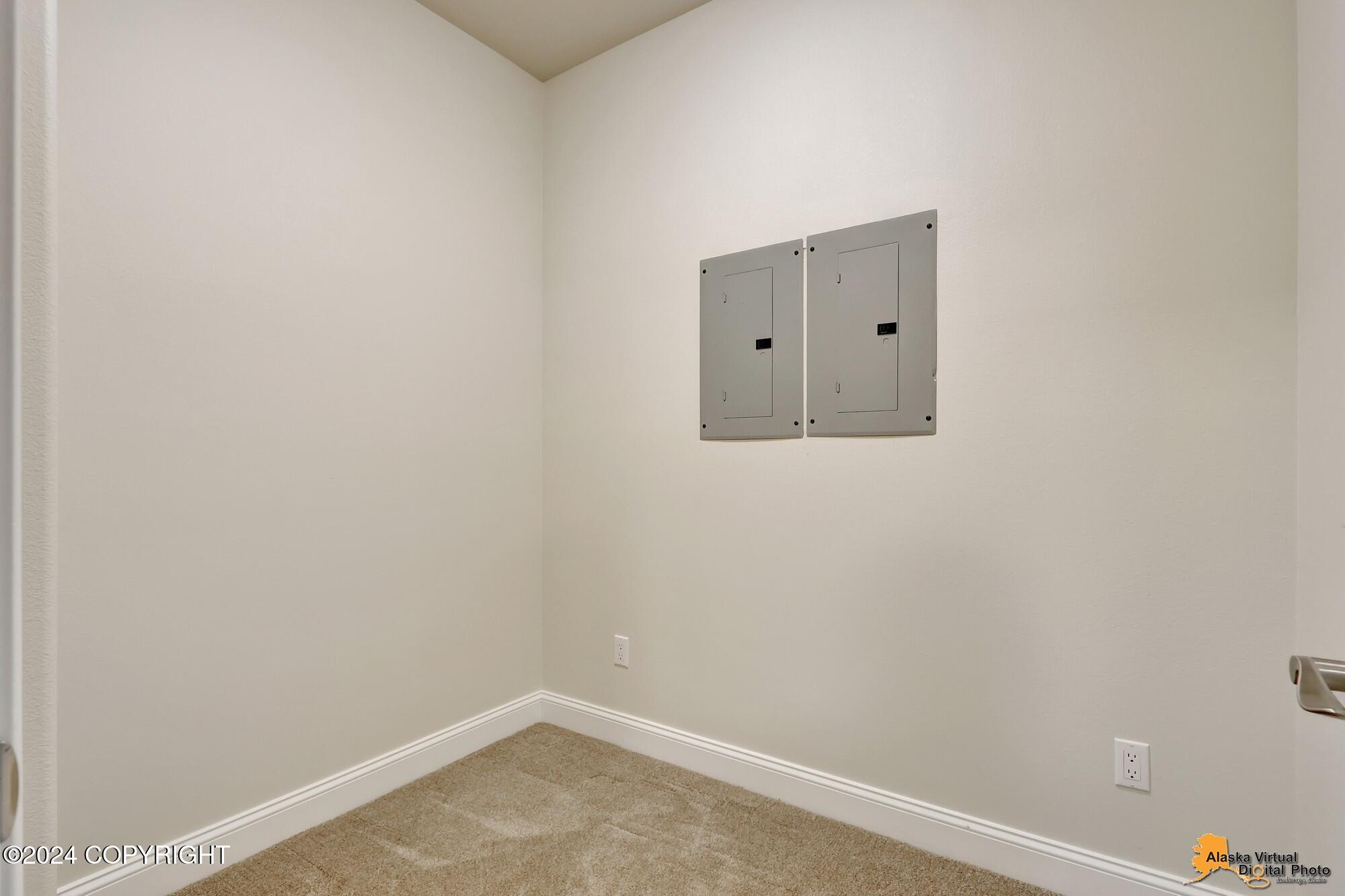 5522 Woodshire Circle