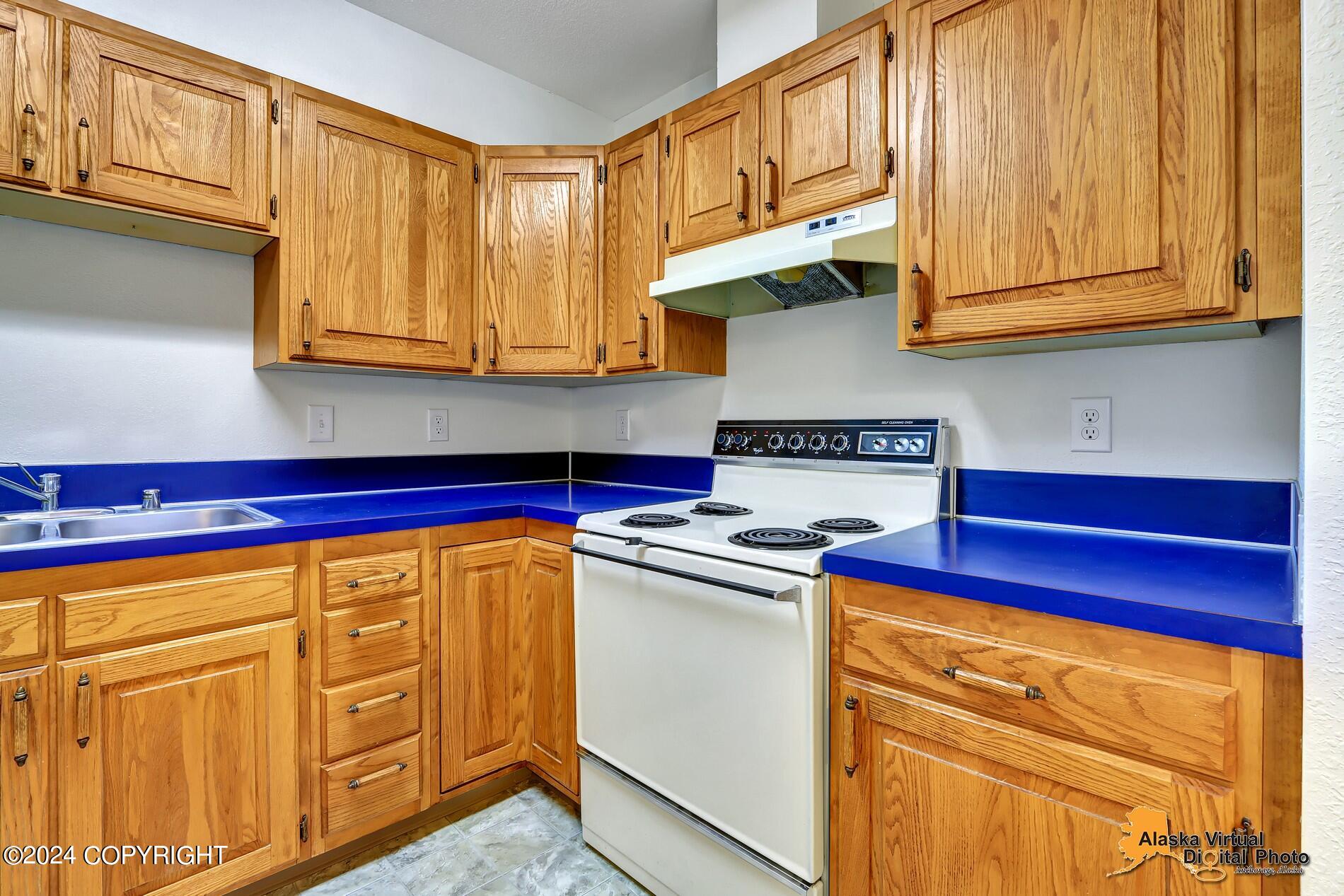 6031 Chevigny Street # B11 Unit: #B11