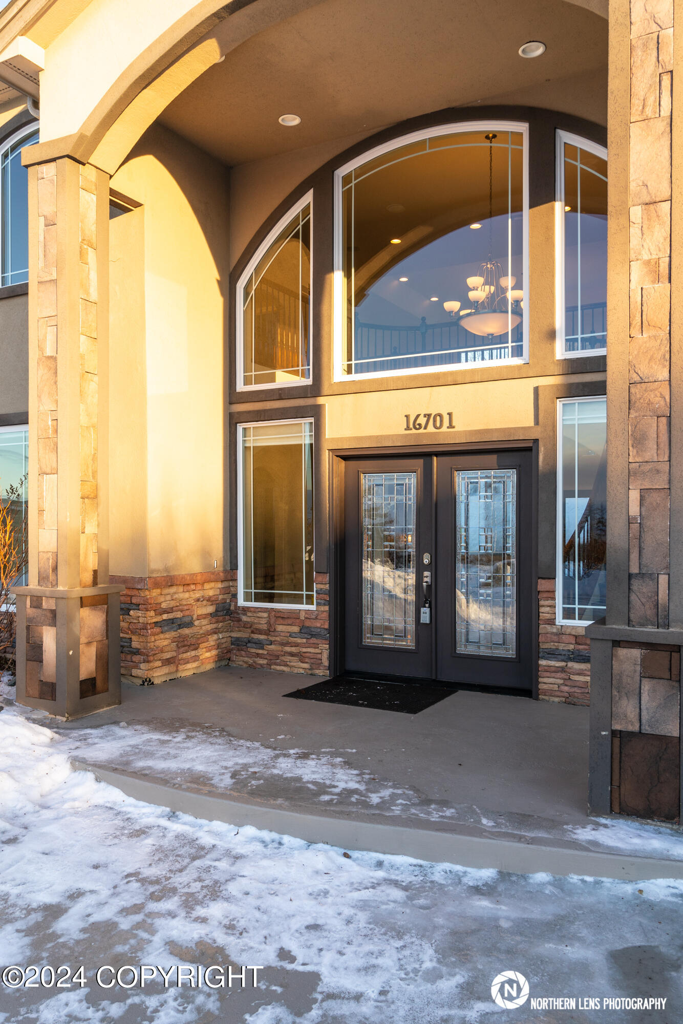 16701 Woods Pointe Circle