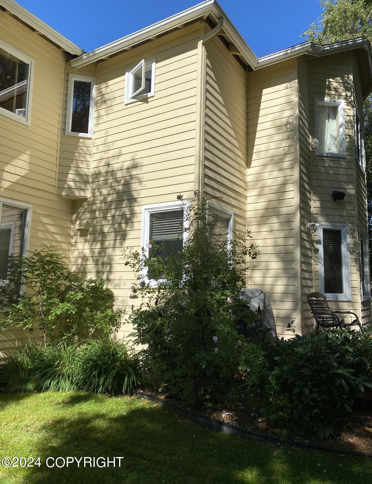 720 Botanical Heights Circle