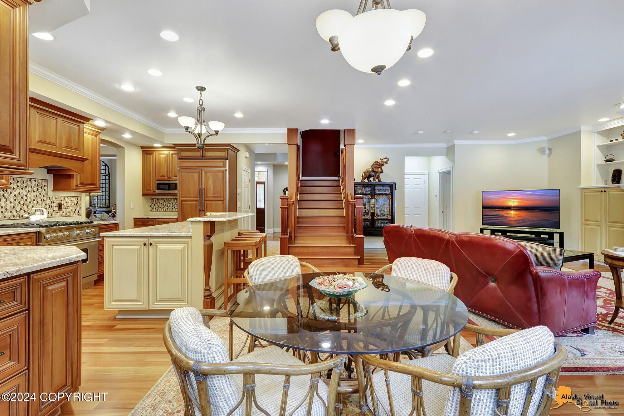 720 Botanical Heights Circle