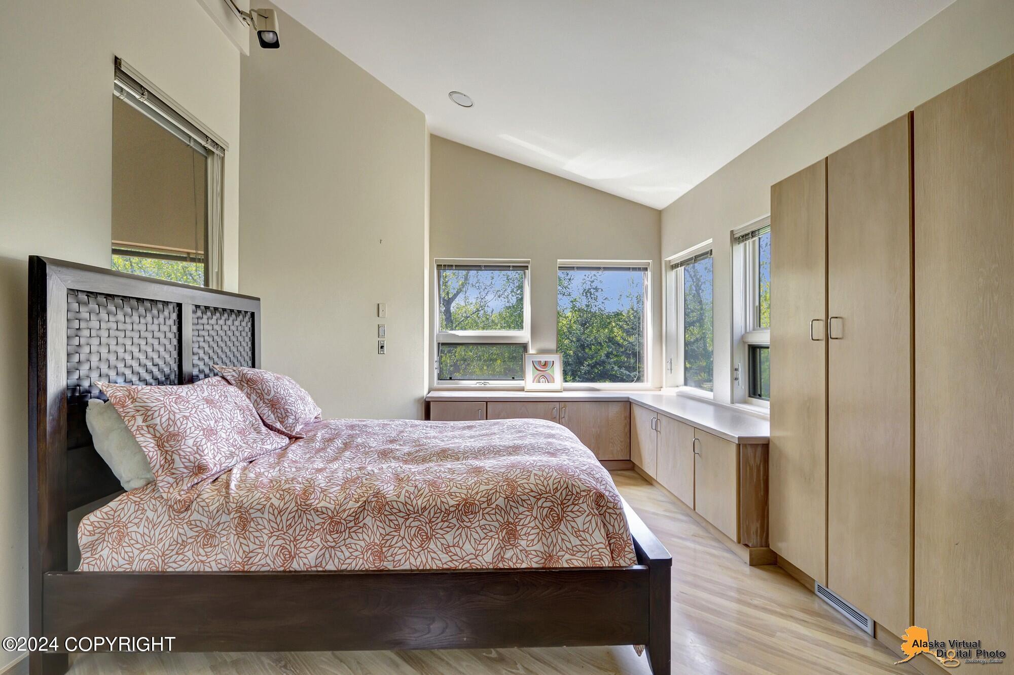 6960 W Dimond Boulevard