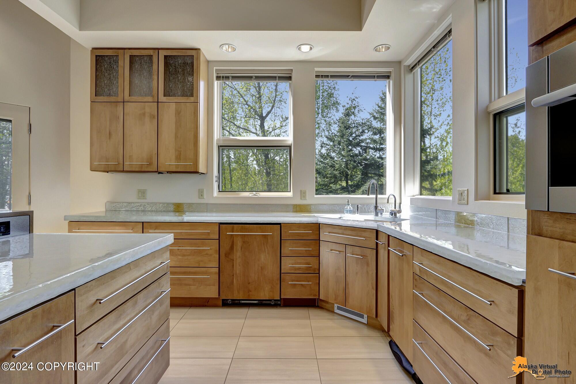 6960 W Dimond Boulevard