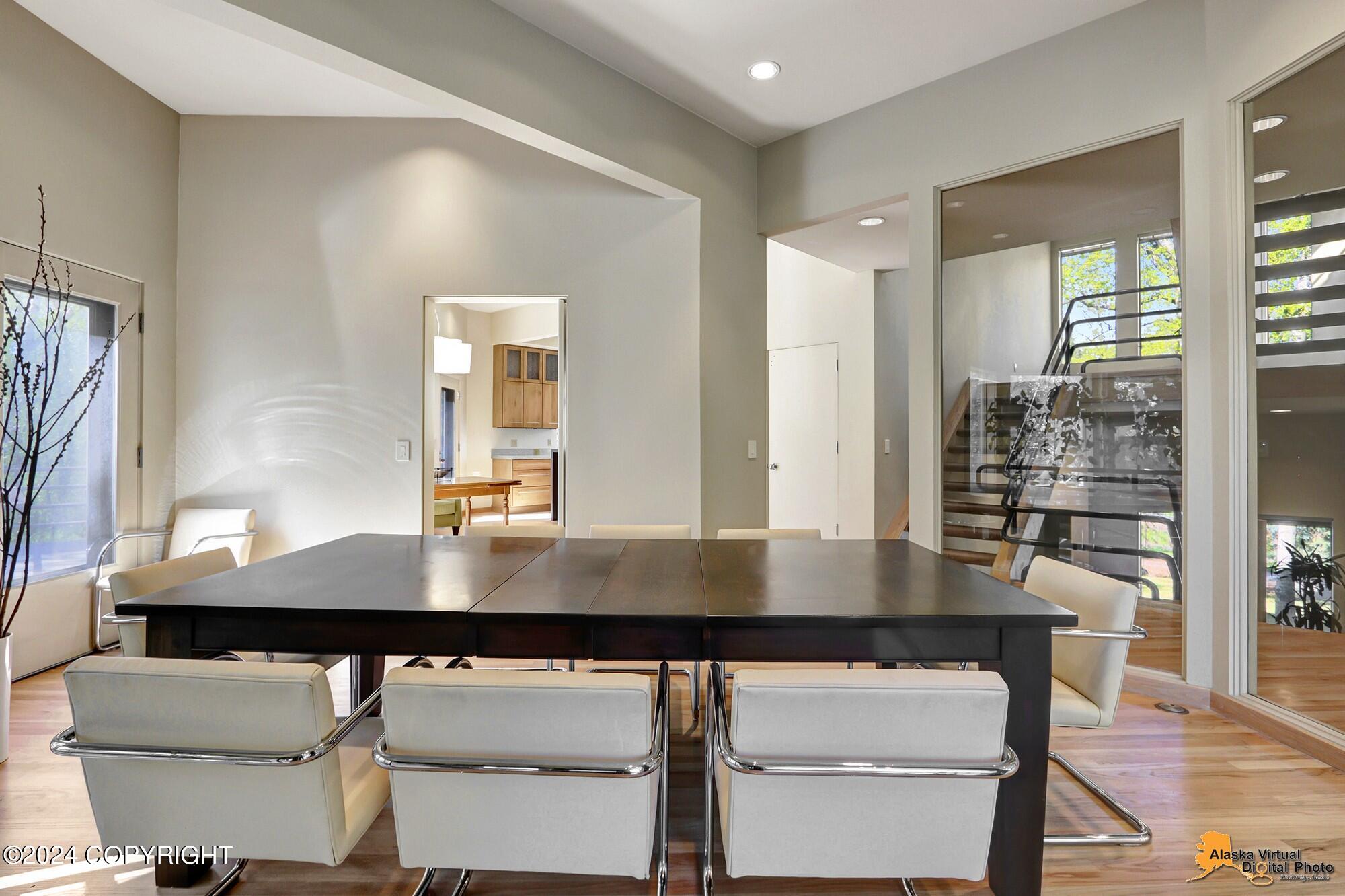 6960 W Dimond Boulevard