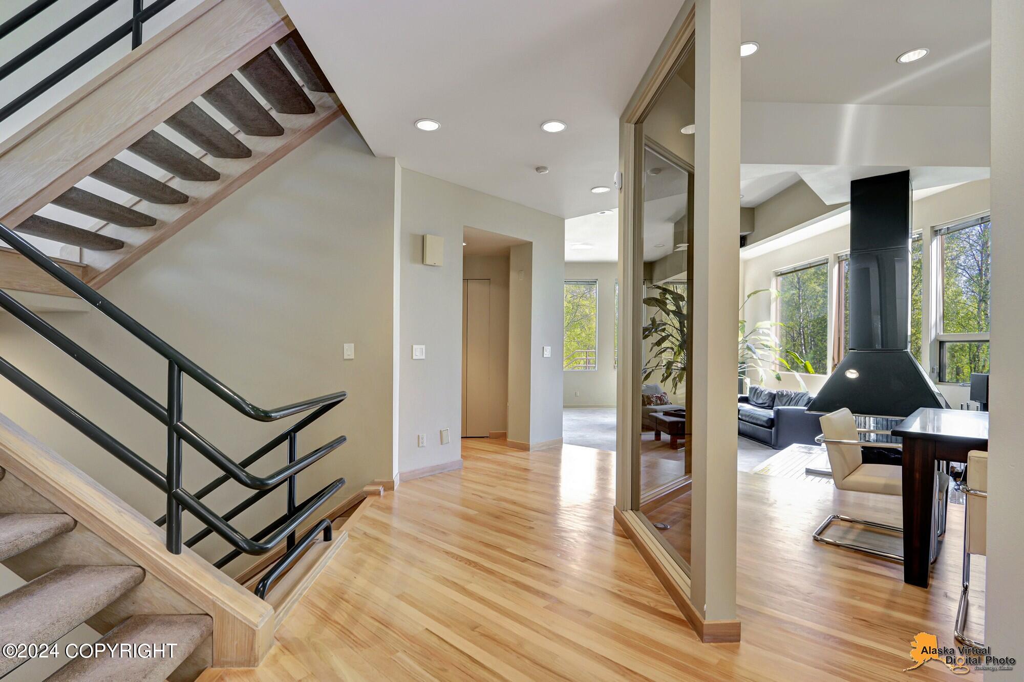 6960 W Dimond Boulevard