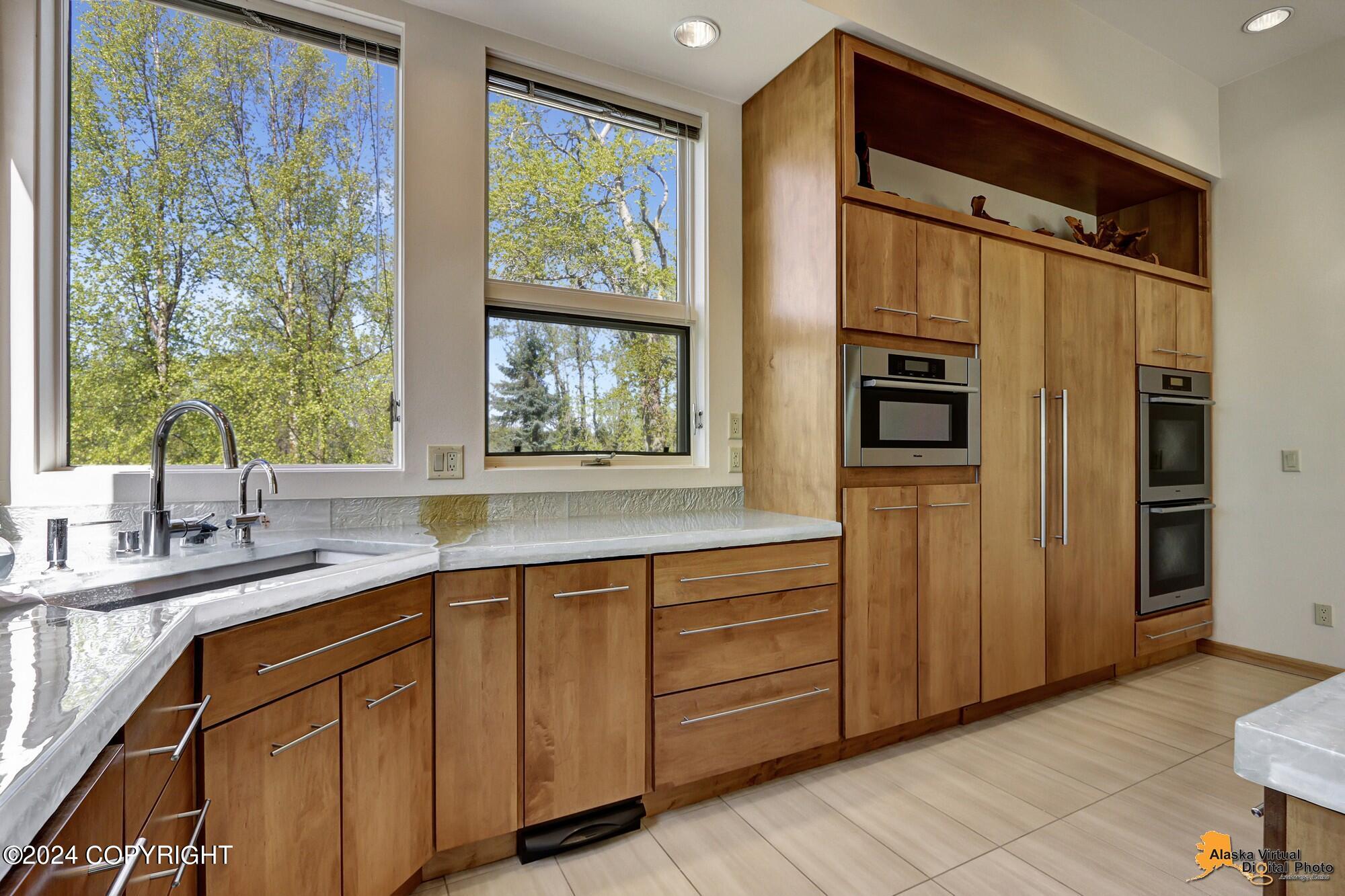 6960 W Dimond Boulevard