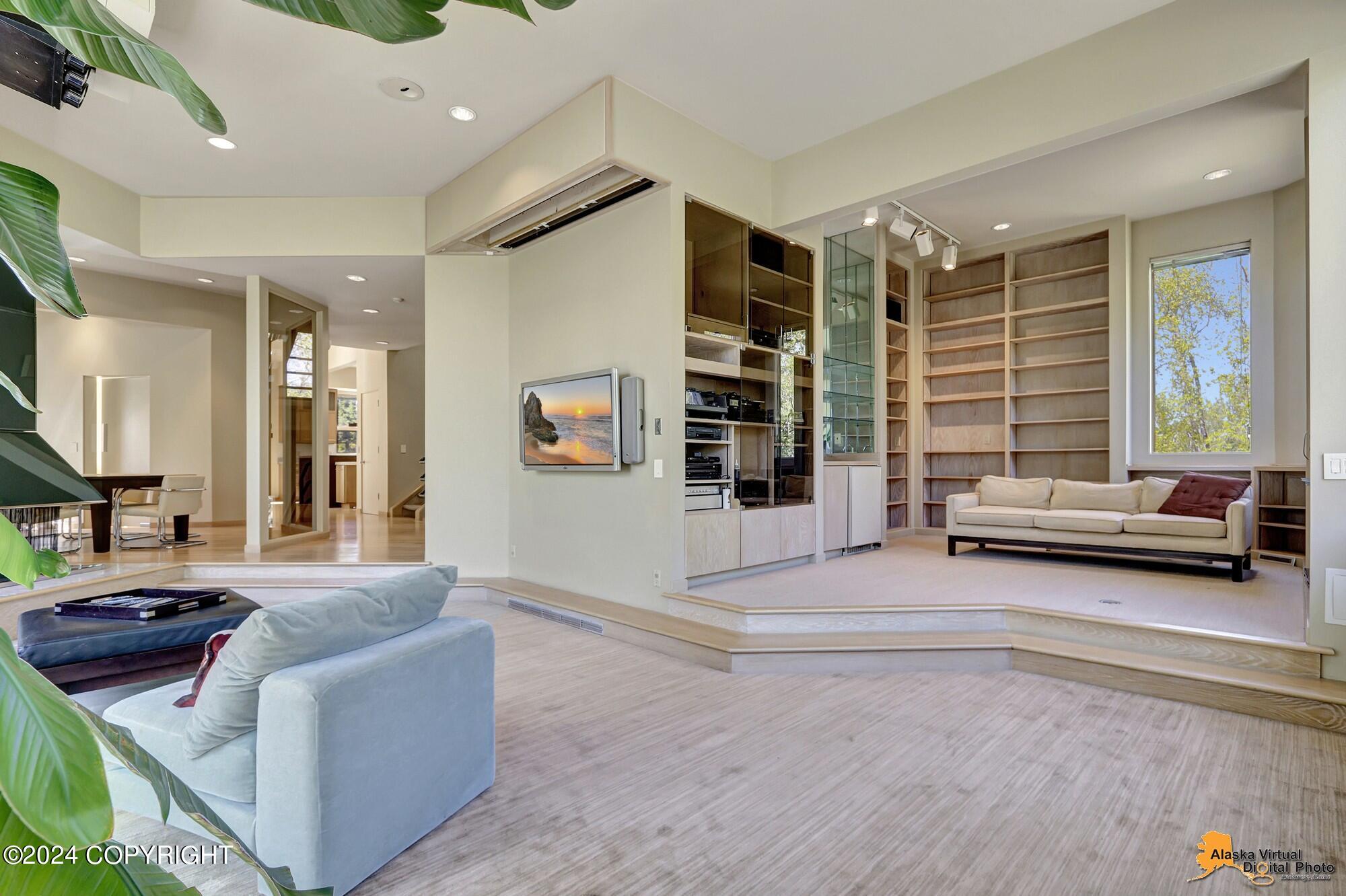 6960 W Dimond Boulevard