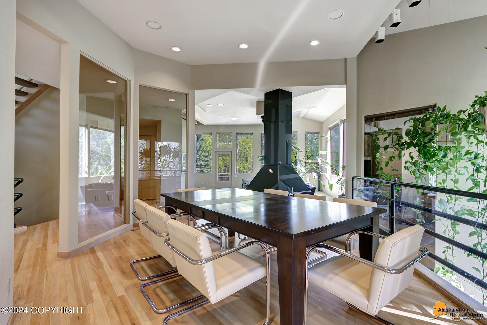 6960 W Dimond Boulevard