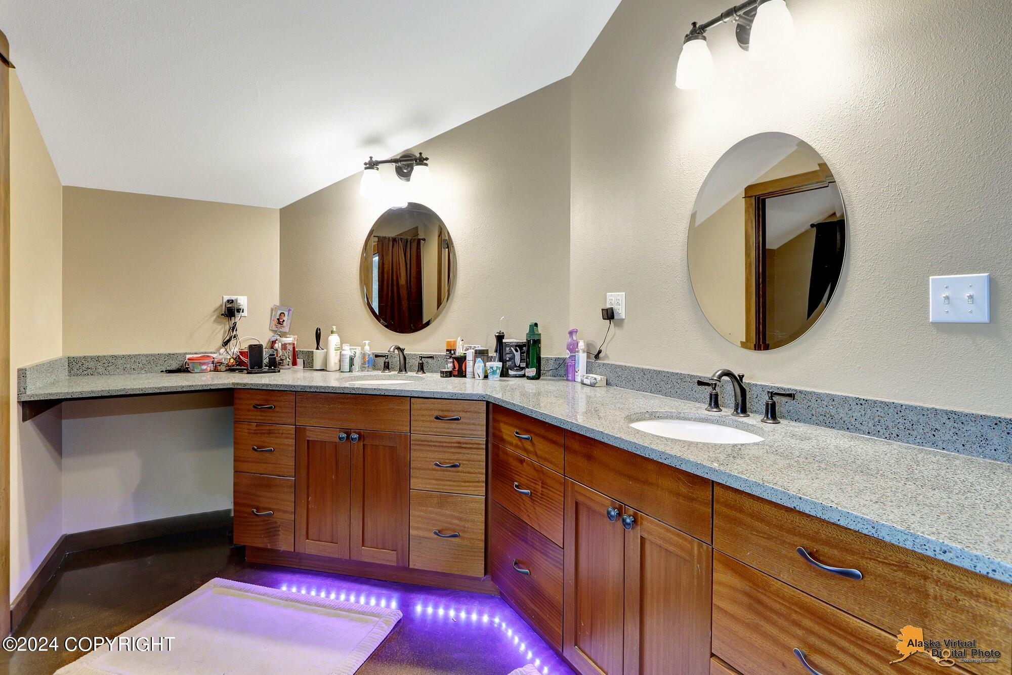 16040 Honey Bear Circle