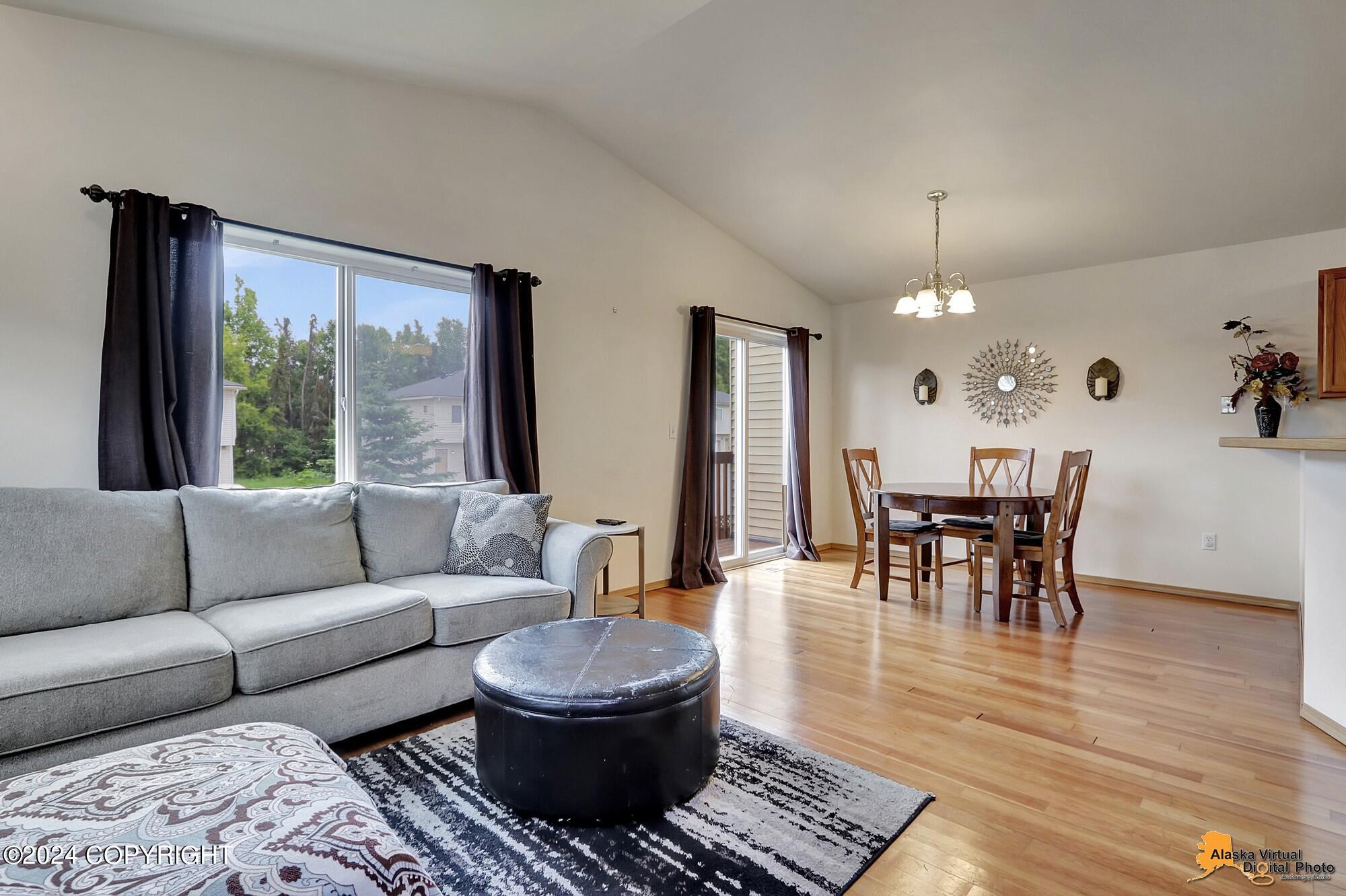 9386 Morningside Loop