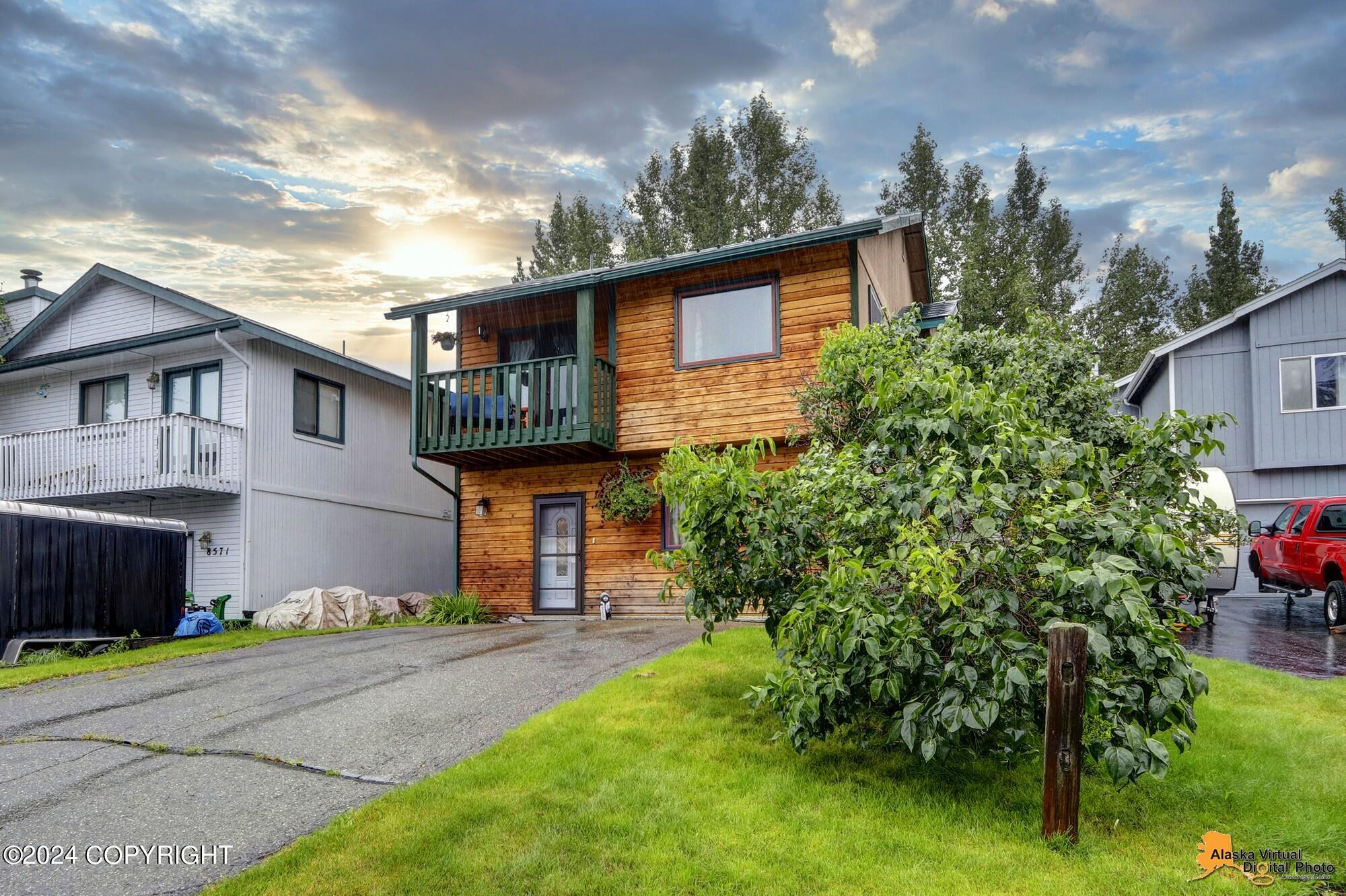 8601 Brookway Circle