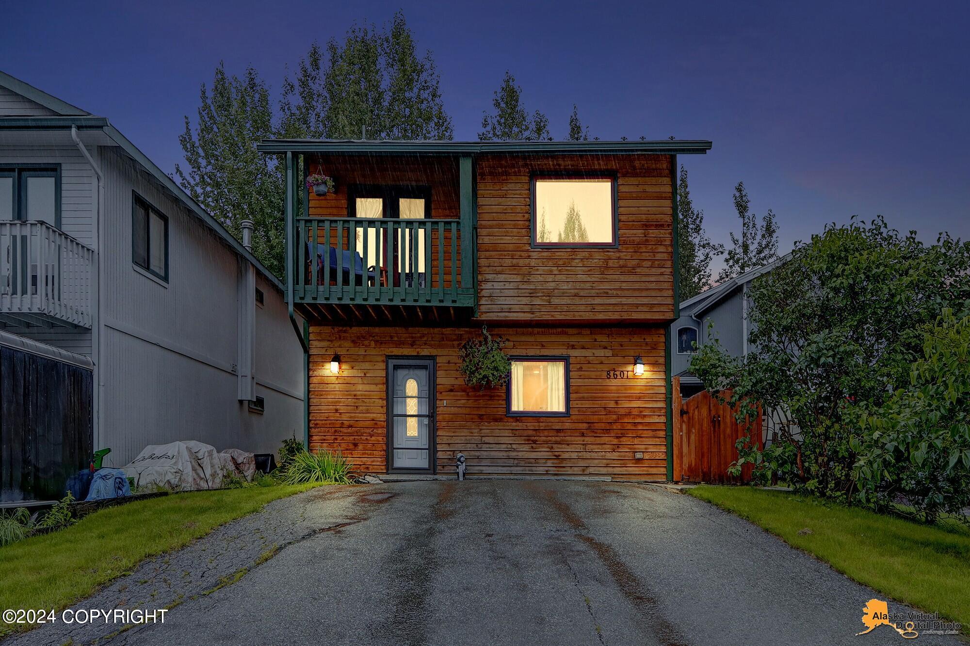 8601 Brookway Circle