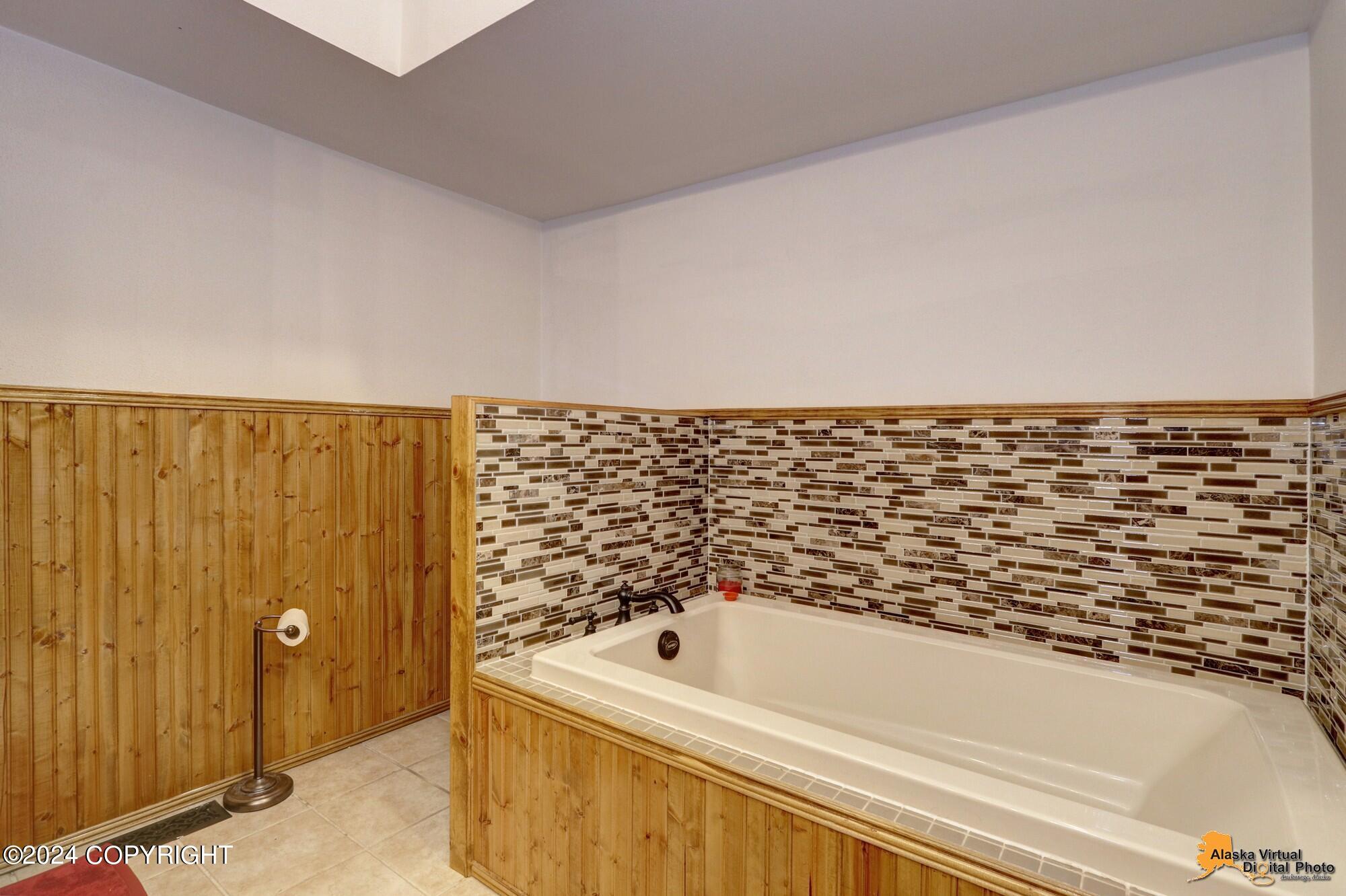 8601 Brookway Circle