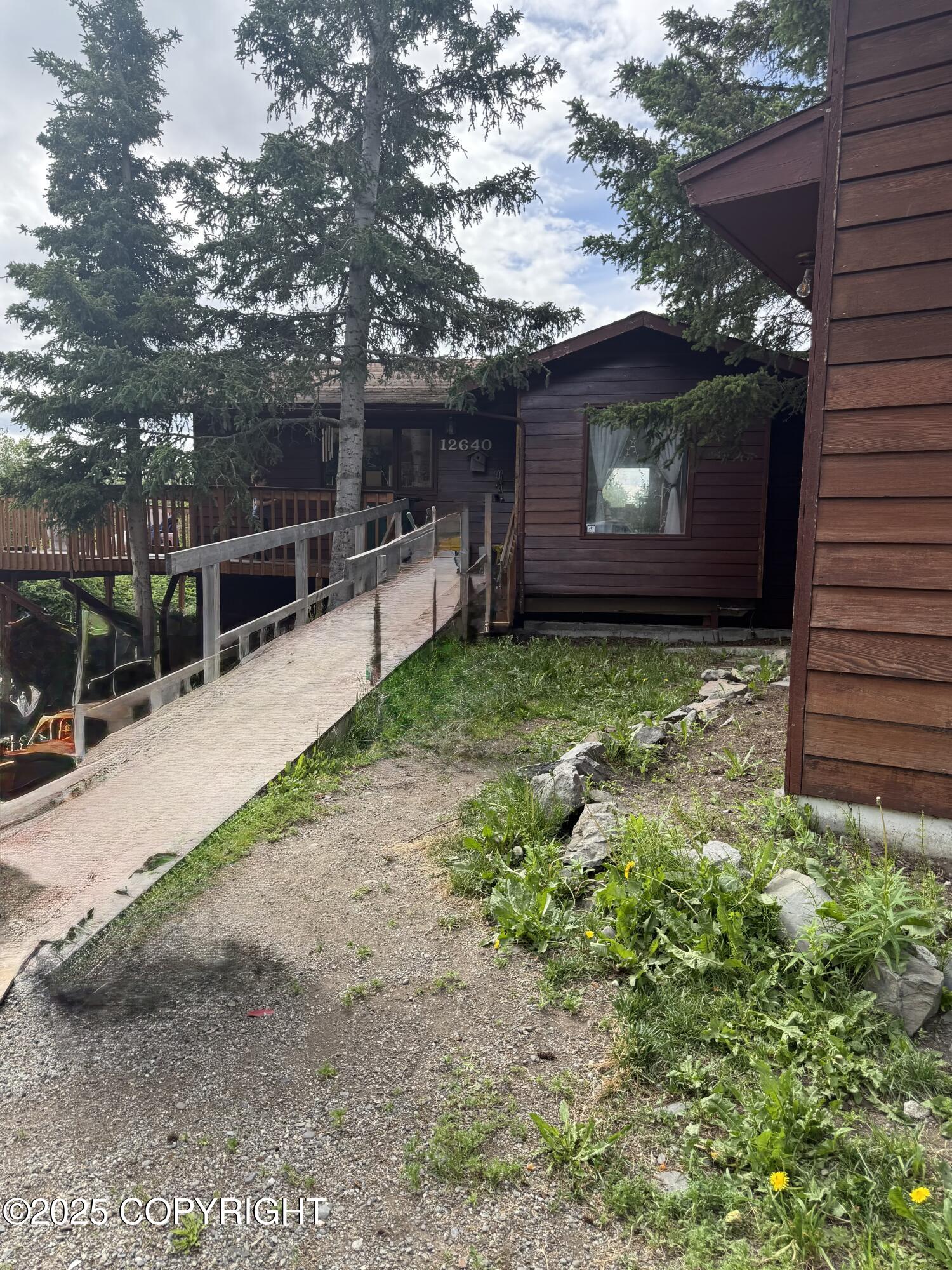 12640 Hillside Drive