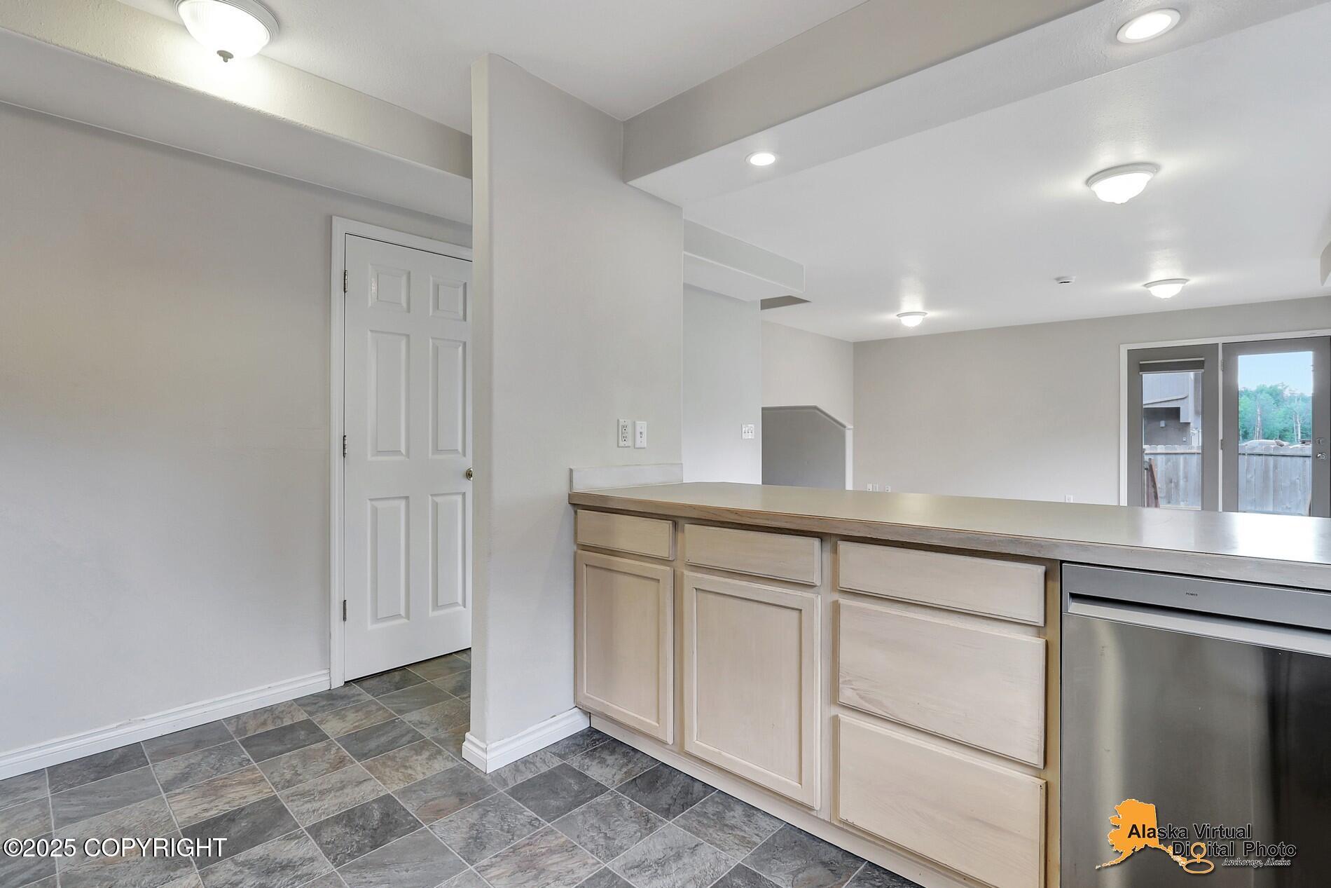 2031 E 75th Avenue # B