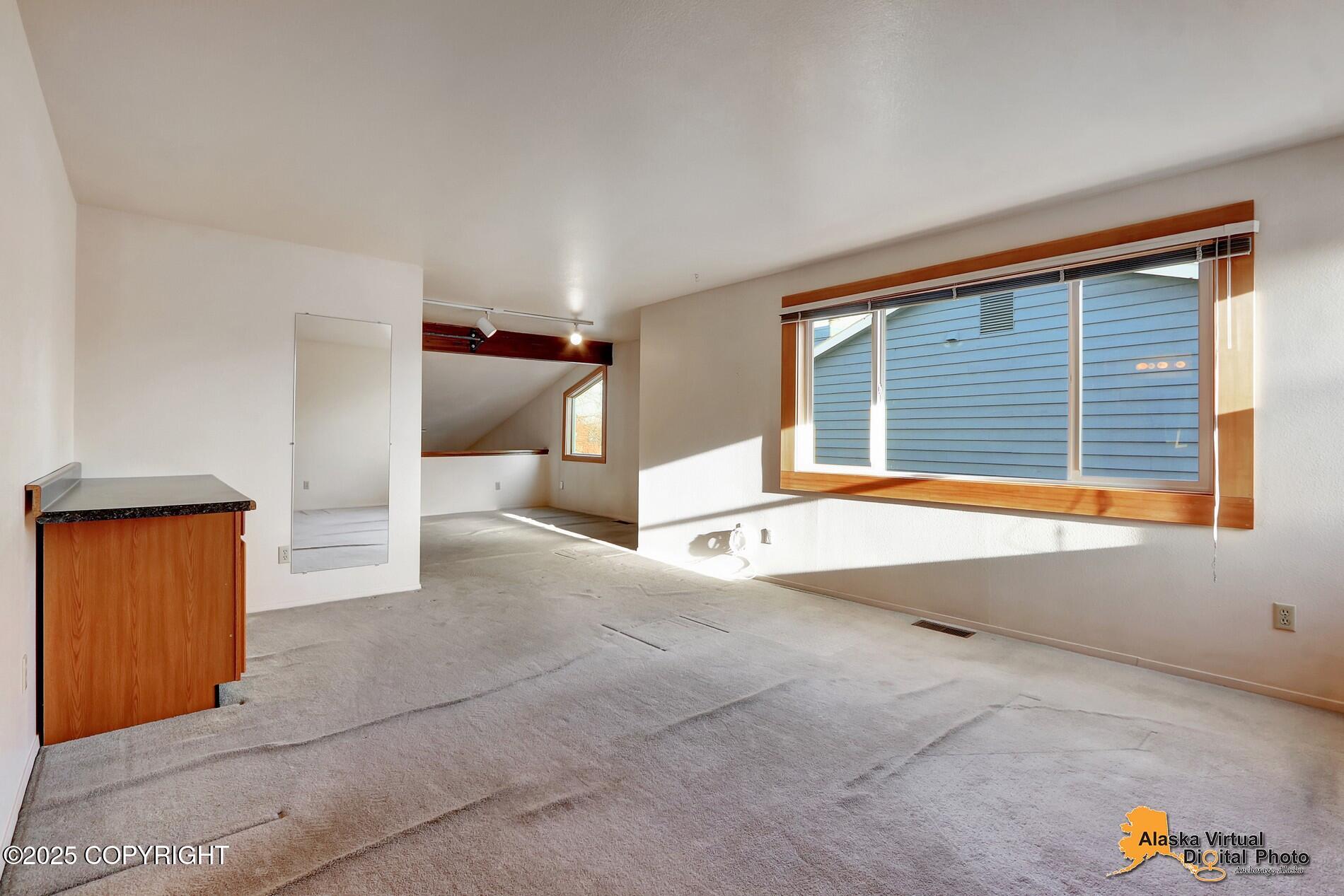 3249 Wiley Post Loop