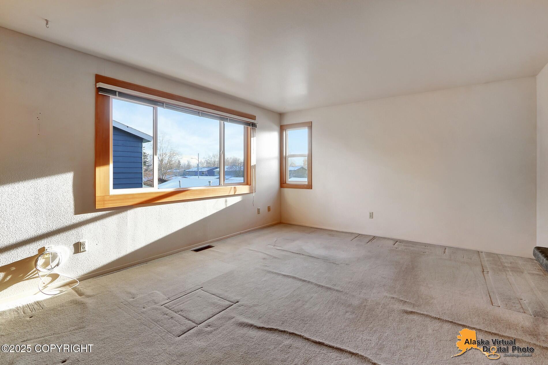 3249 Wiley Post Loop