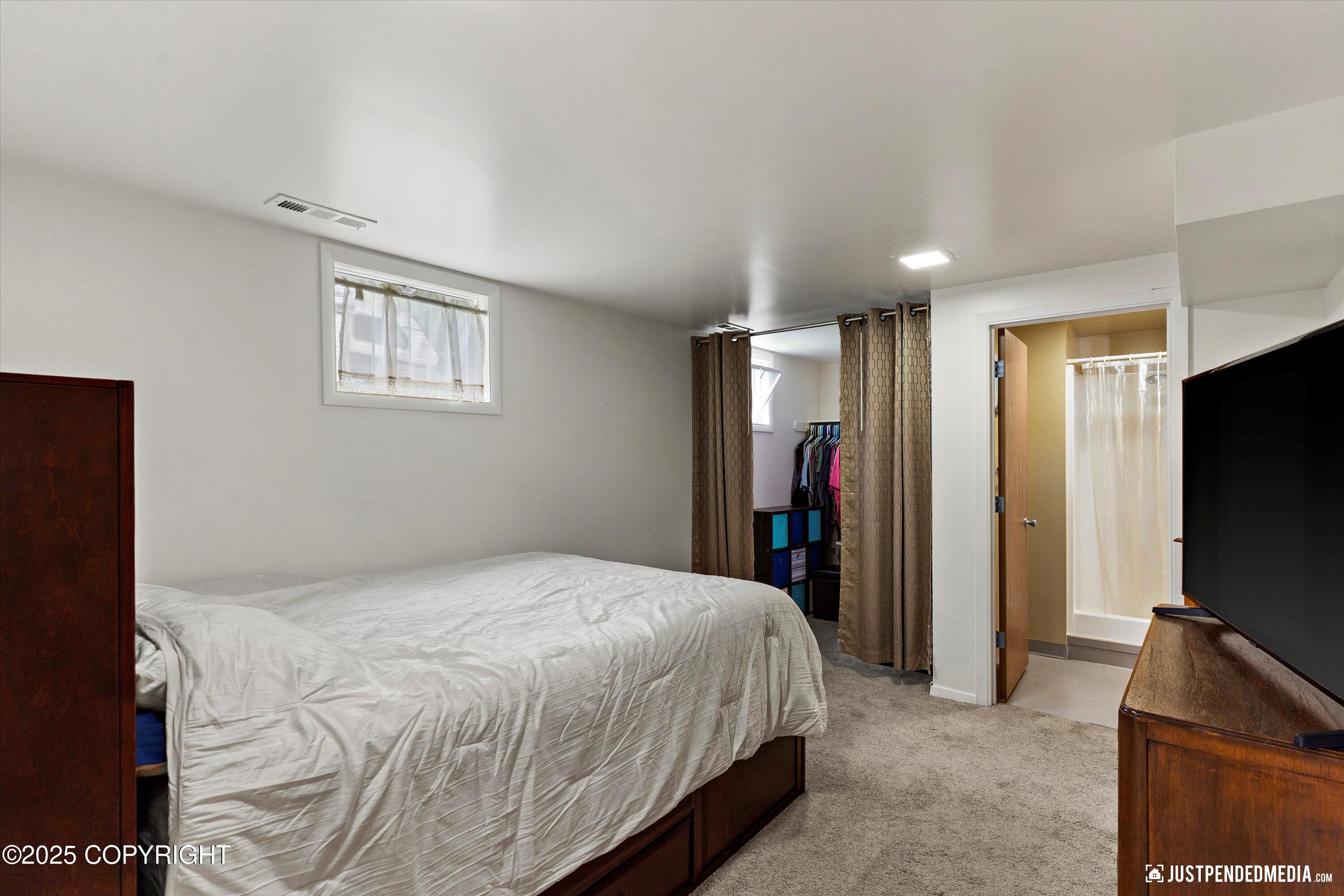 4006 Gilmore Court