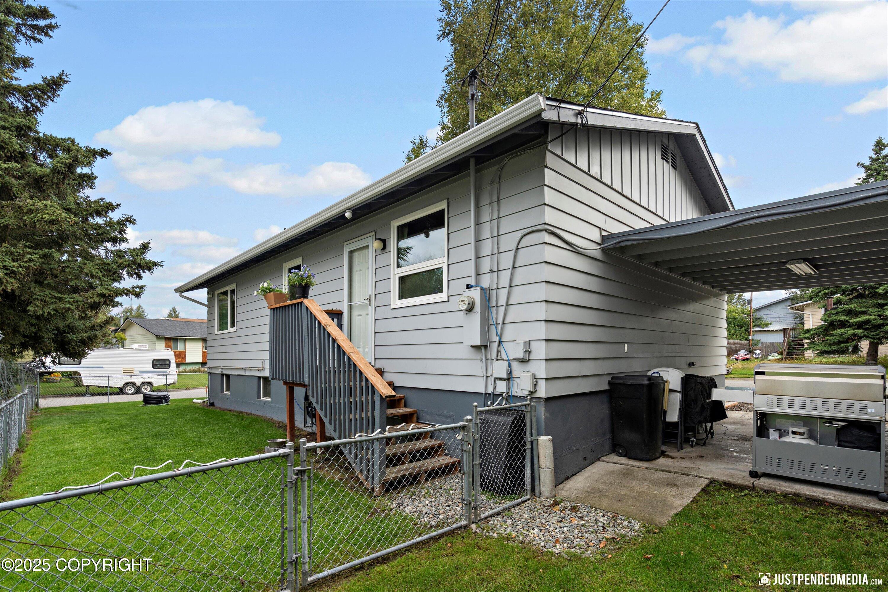 4006 Gilmore Court