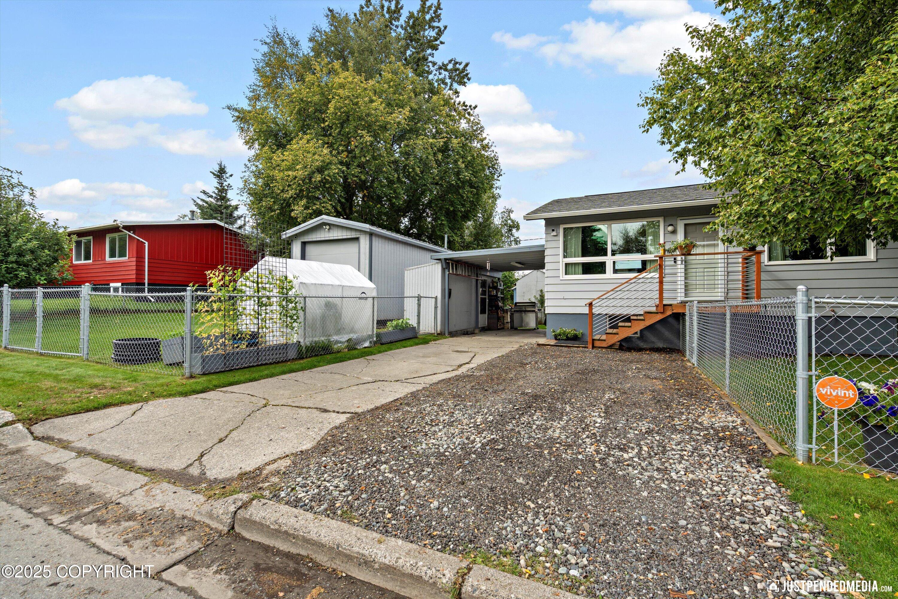 4006 Gilmore Court
