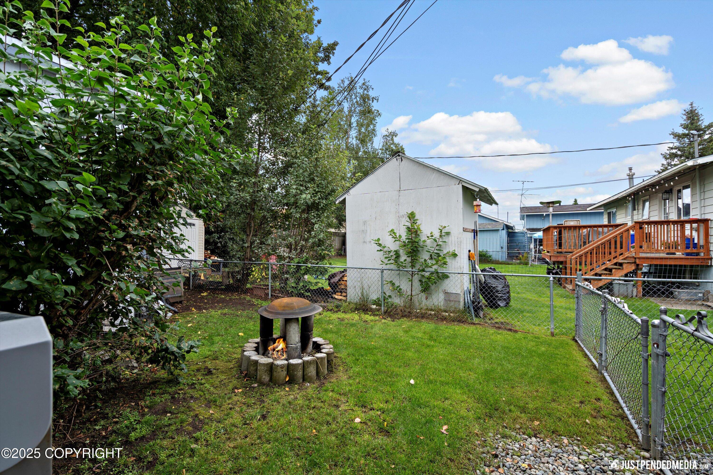 4006 Gilmore Court