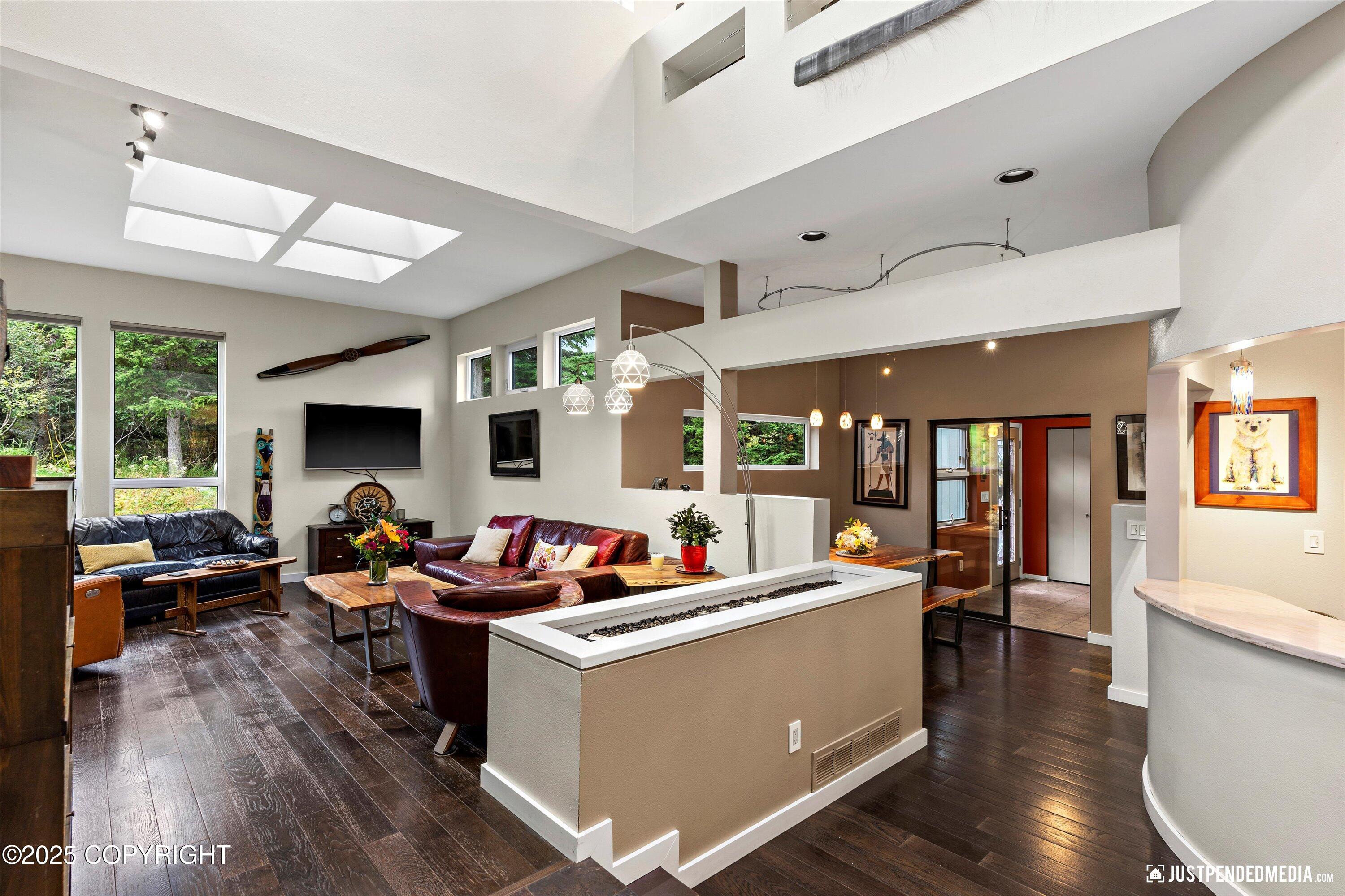 7041 Potter Heights Drive