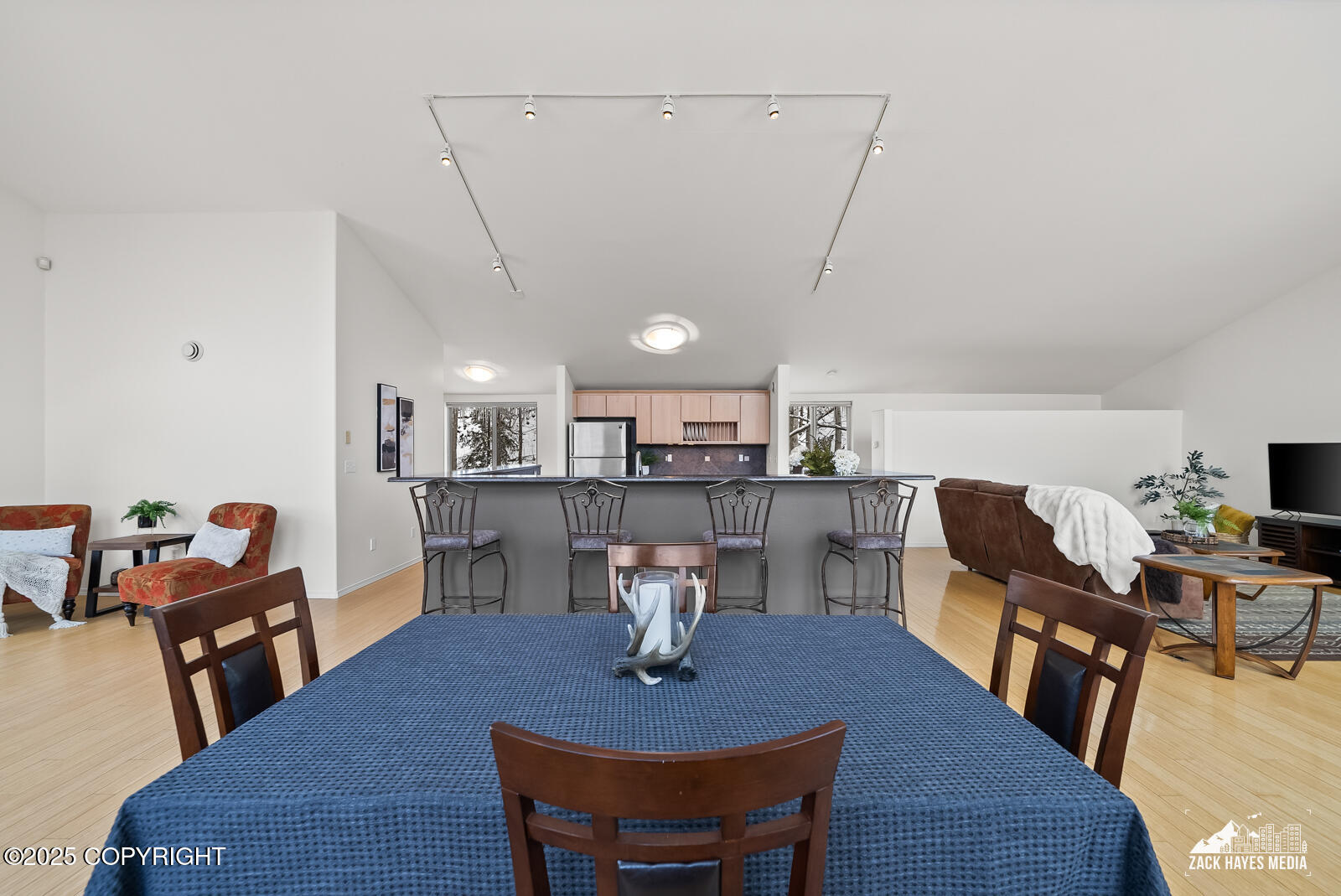 22416 Eagle Glacier Loop