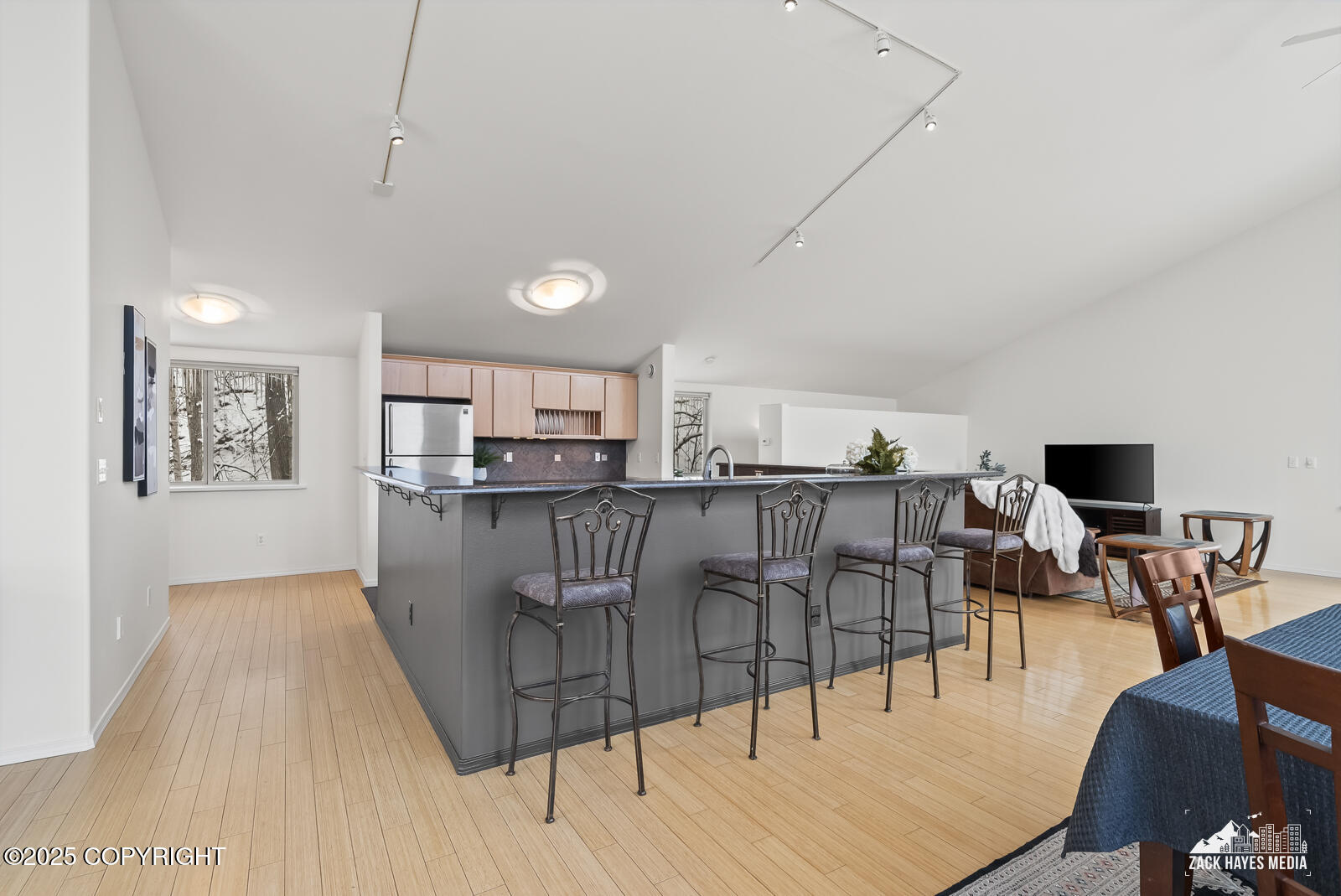 22416 Eagle Glacier Loop