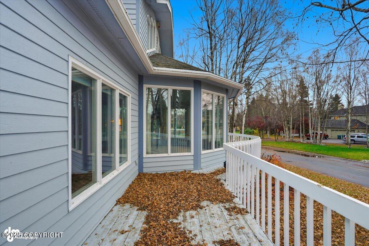 2907 Crows Nest Circle